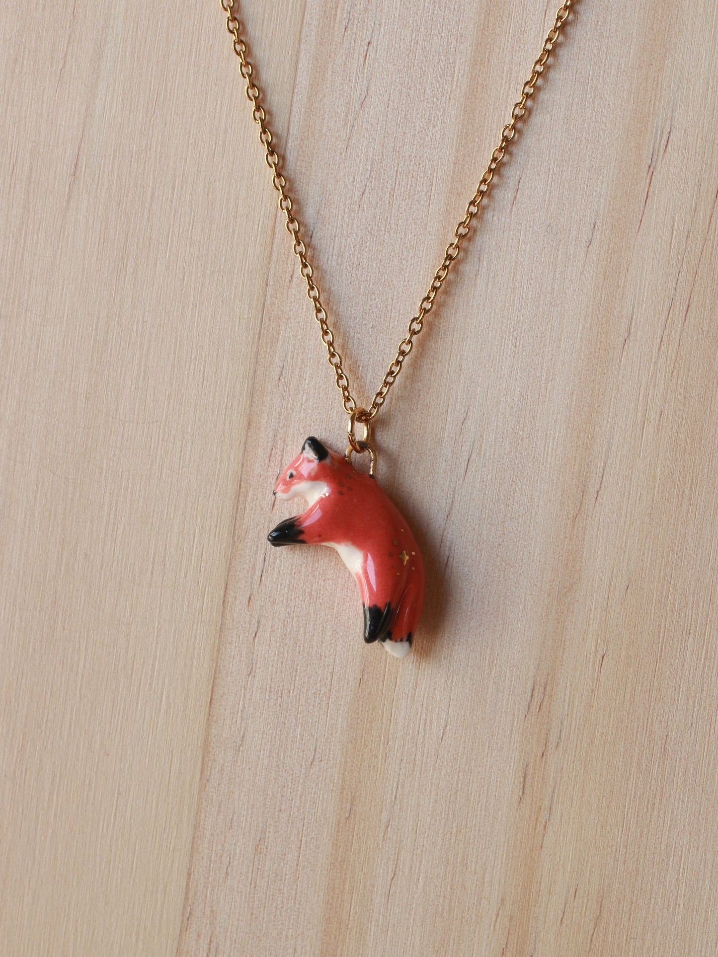 Jumping fox necklace