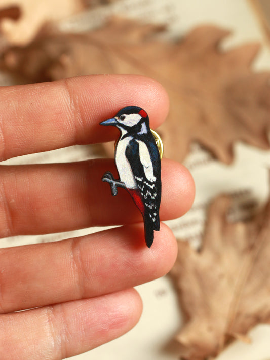 Woodpecker pin - wooden bird booch