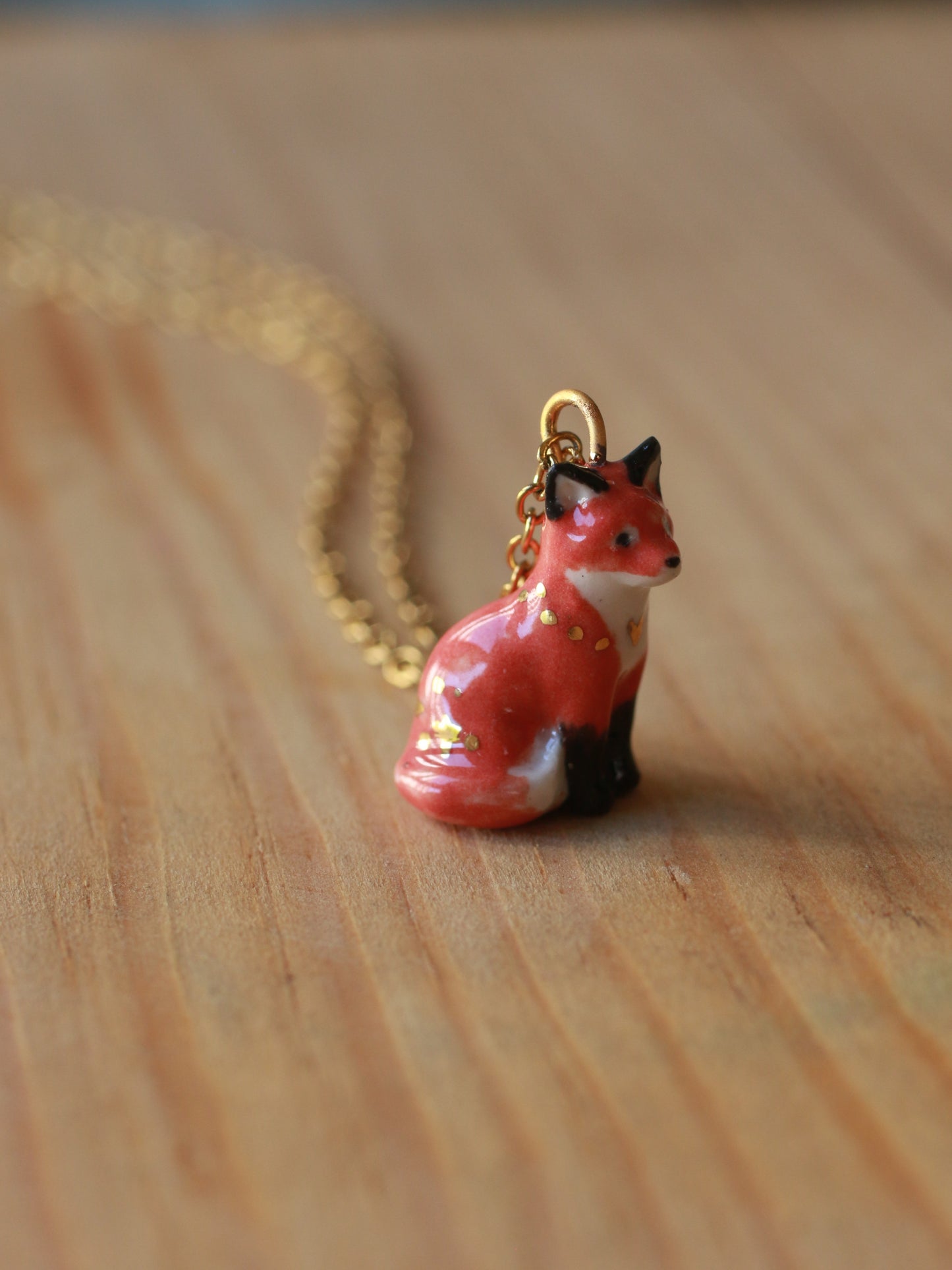 Sitting fox necklace