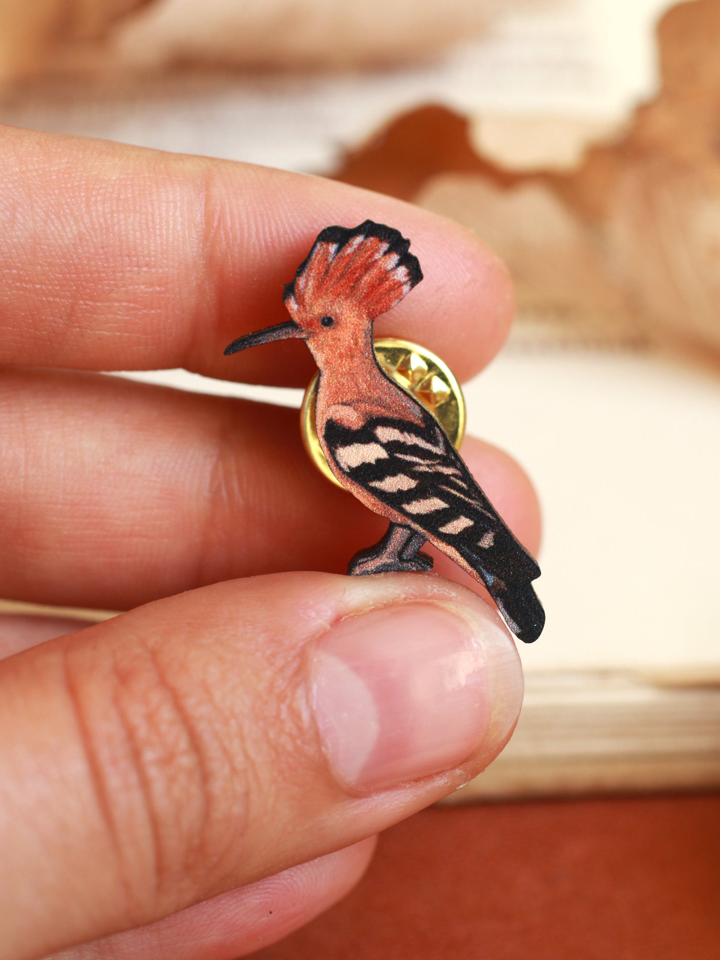 Hoopoe pin - wooden bird brooch