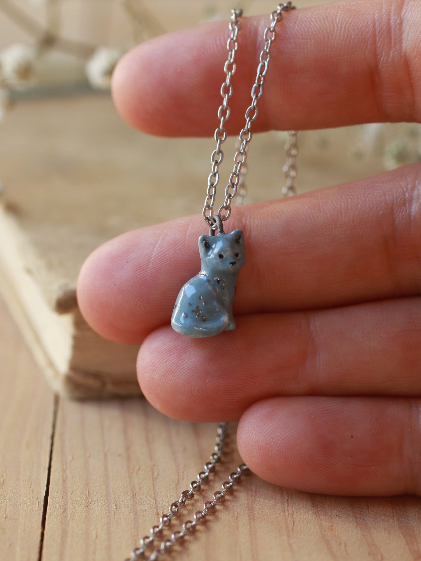 Grey cat necklace