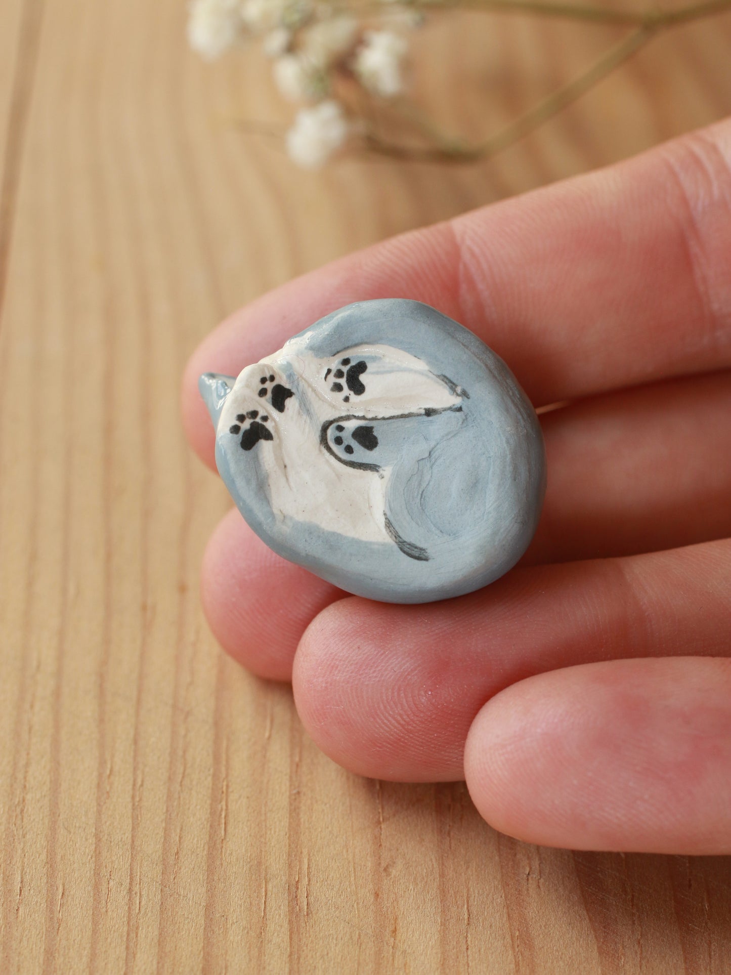 Cat figurine