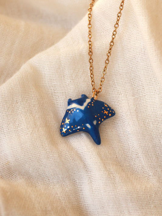 Dark blue Manta ray necklace