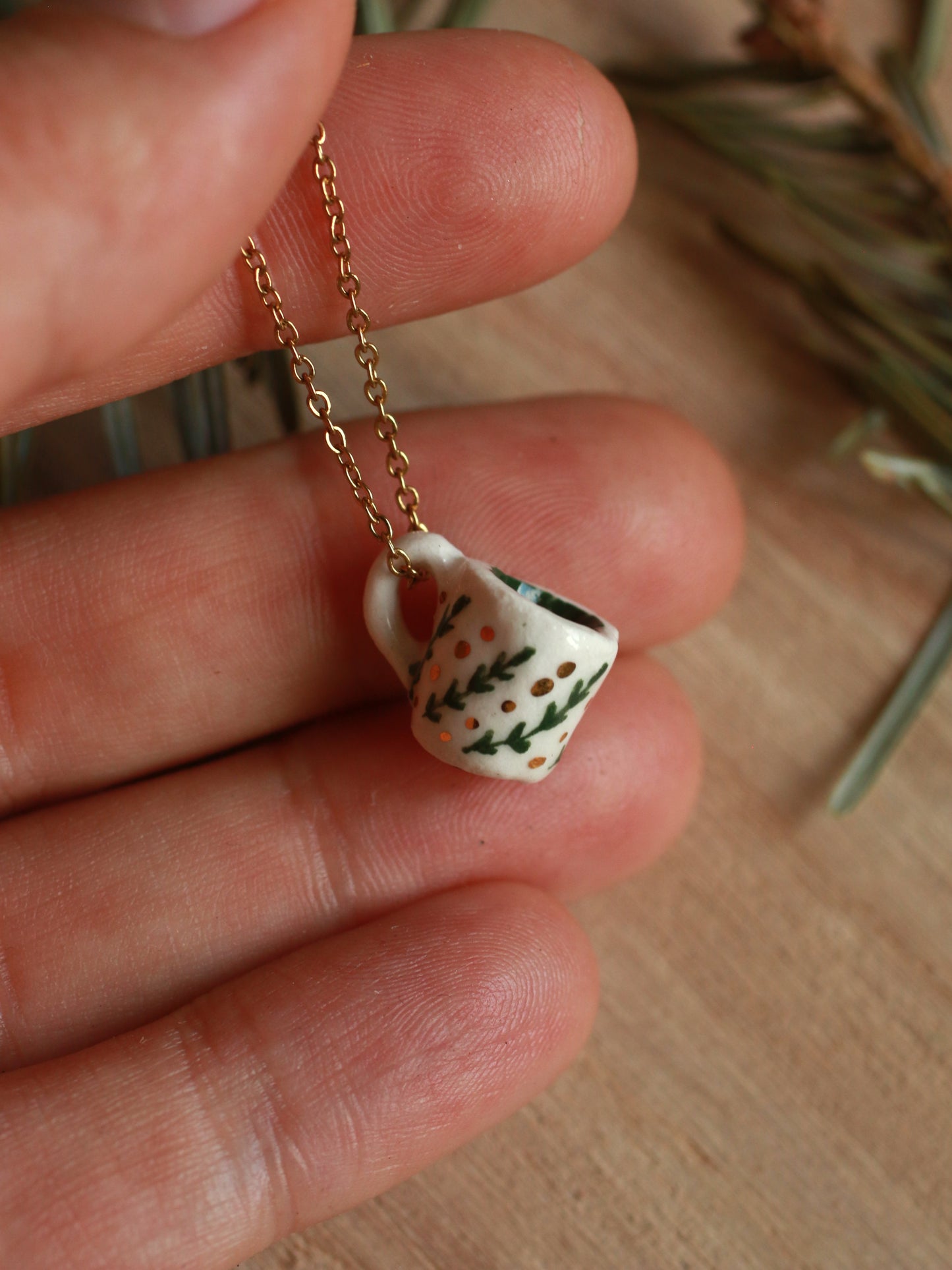 Tiny cup necklace - gold details