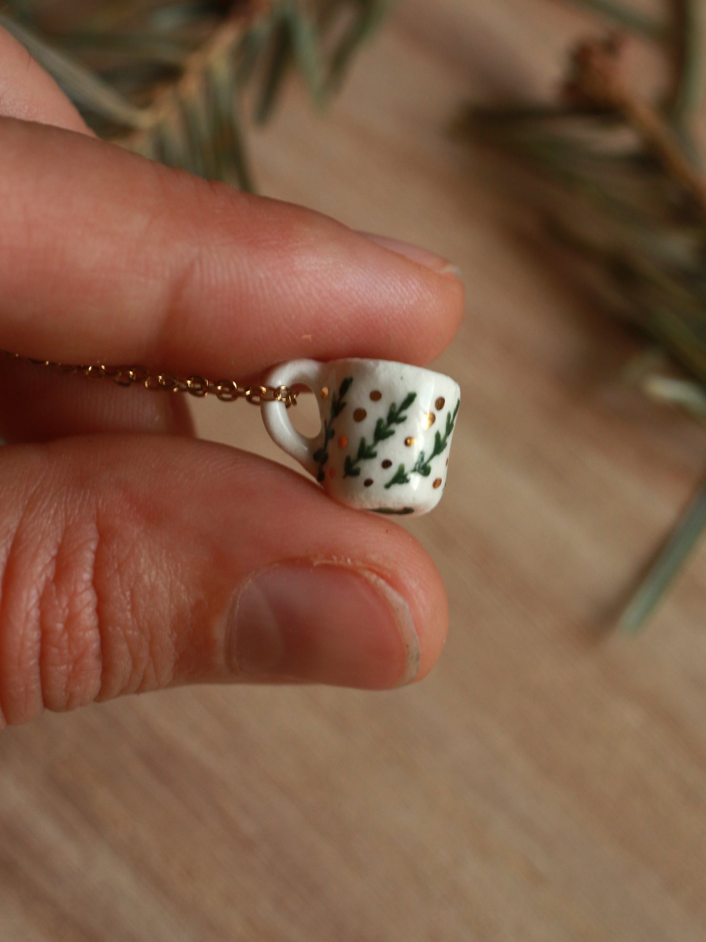 Tiny cup necklace - gold details