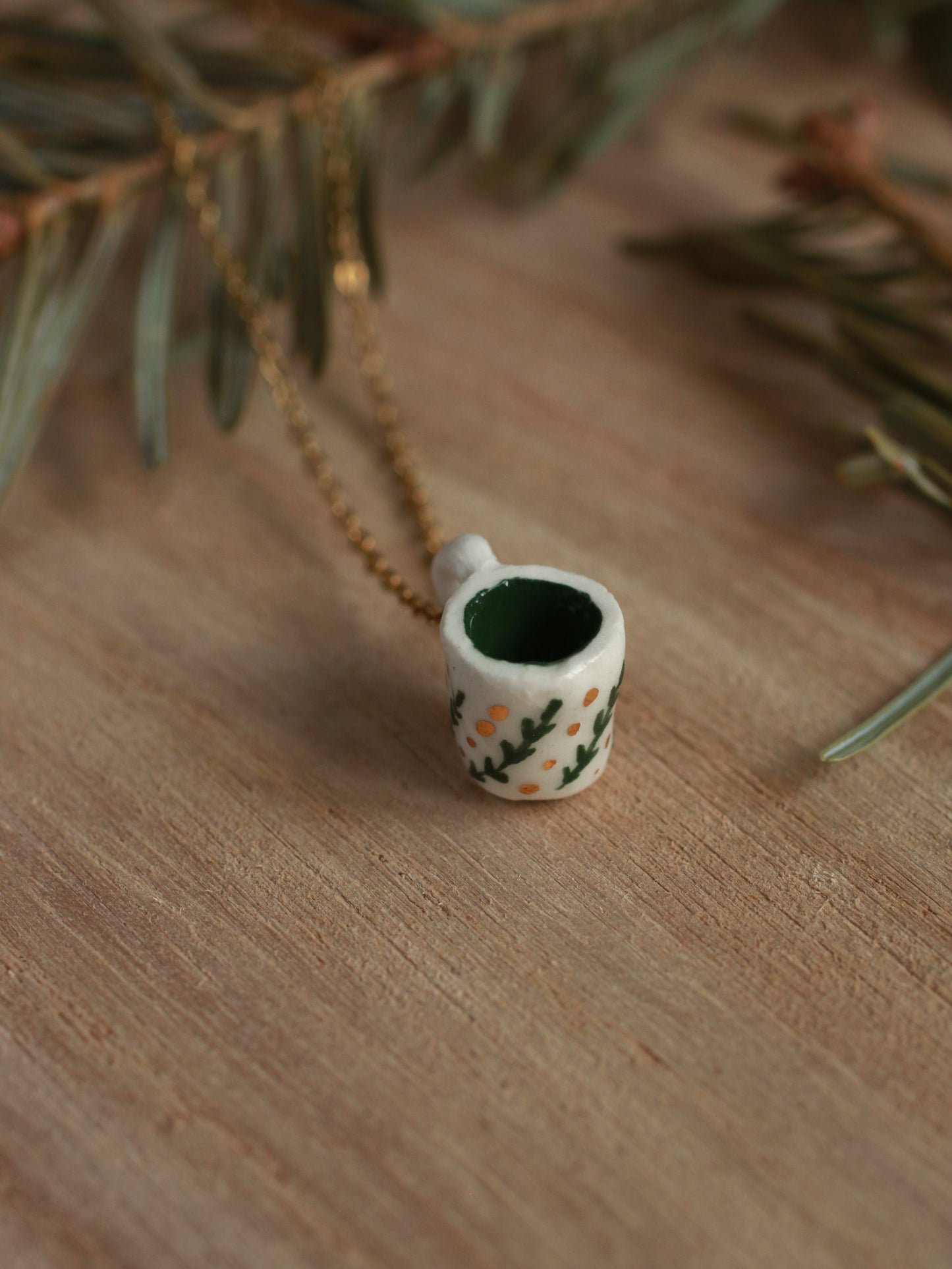 Tiny cup necklace - gold details