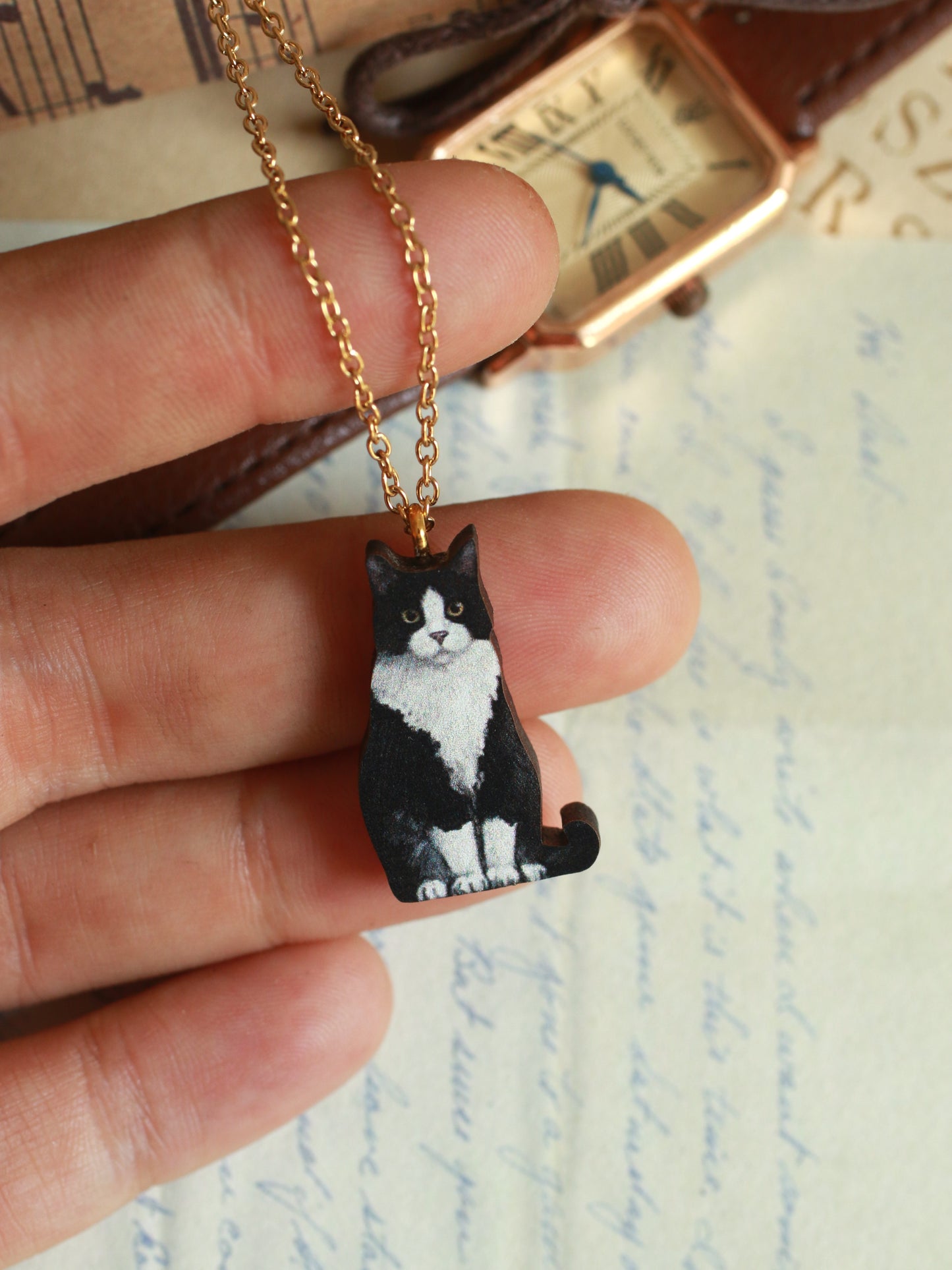 Tuxedo cat necklace