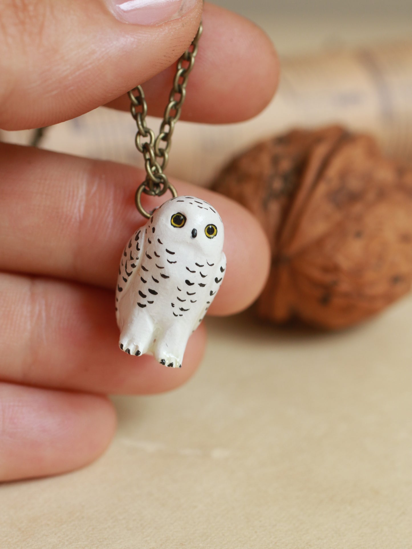 Snowy owl necklace in a nutshell box