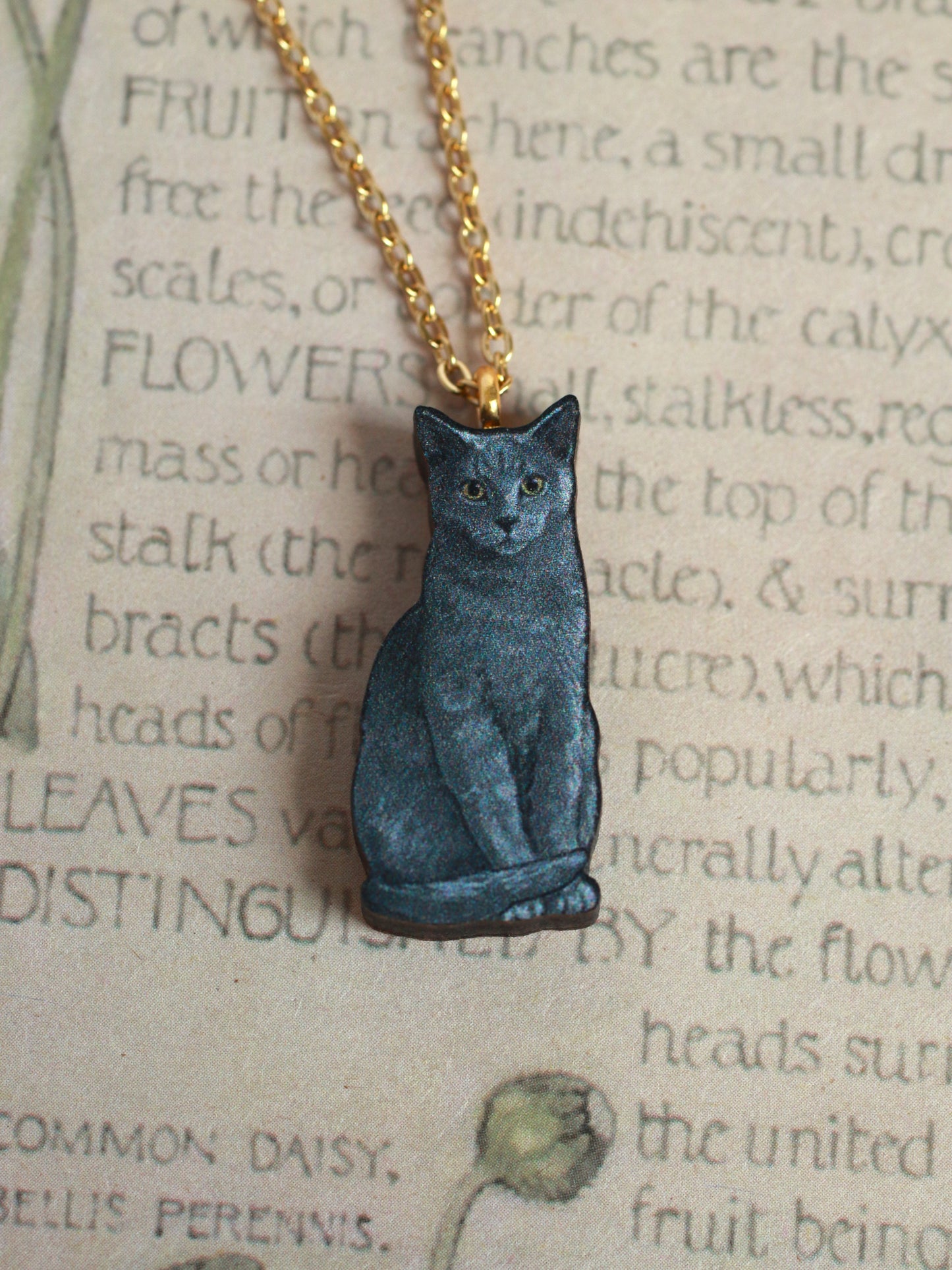 Gray cat necklace