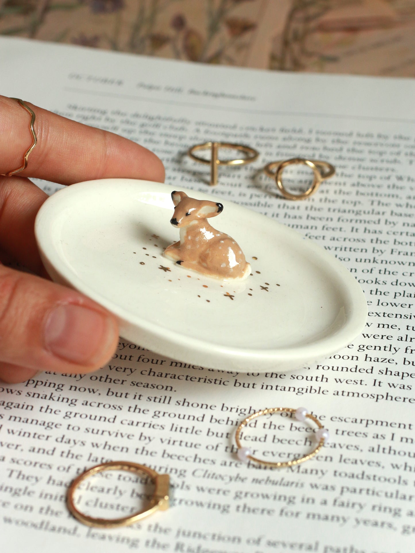 Fawn Ring Dish - Porcelain jewelry dish