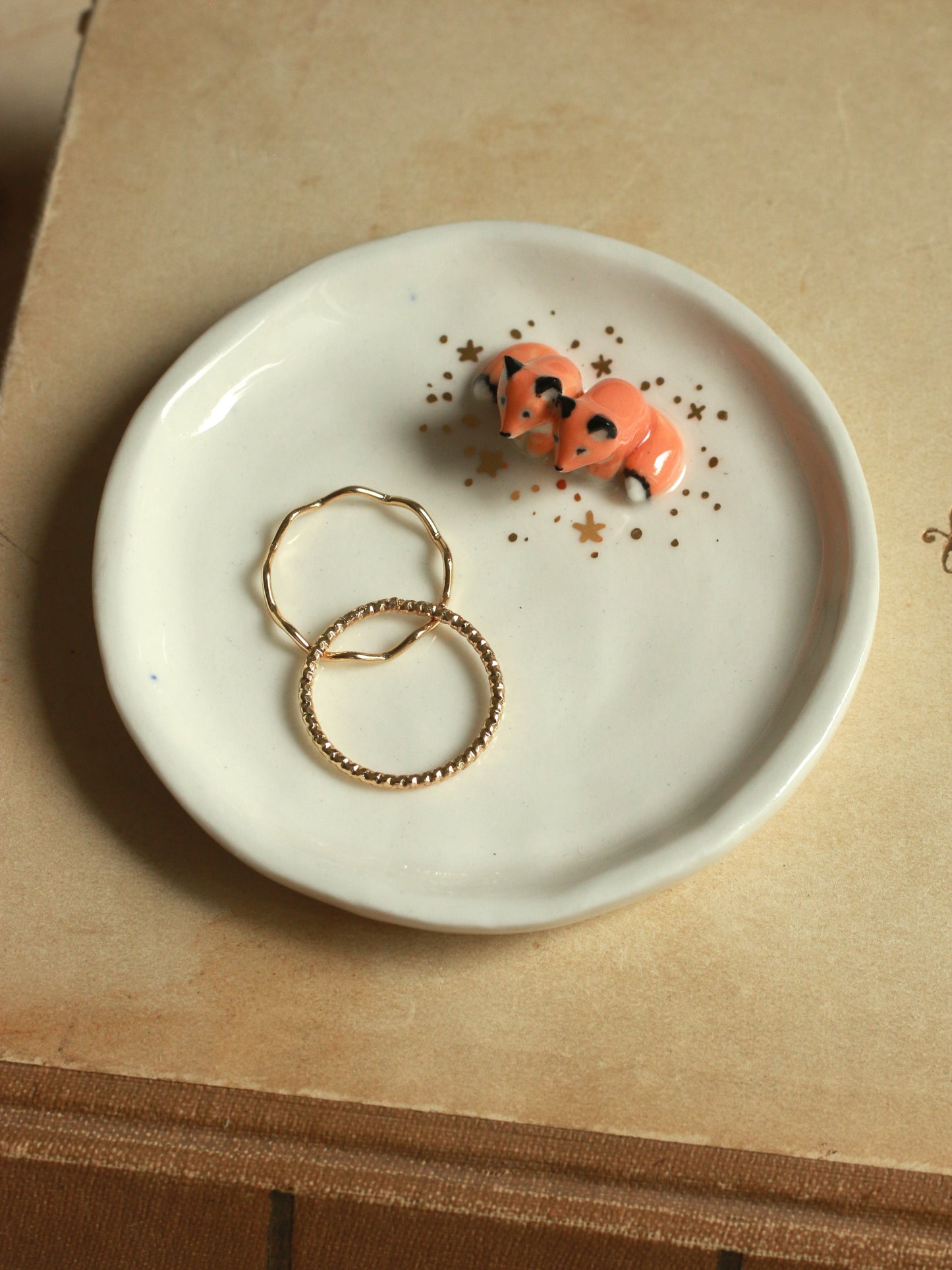 Foxes Ring Dish - Porcelain jewelry dish