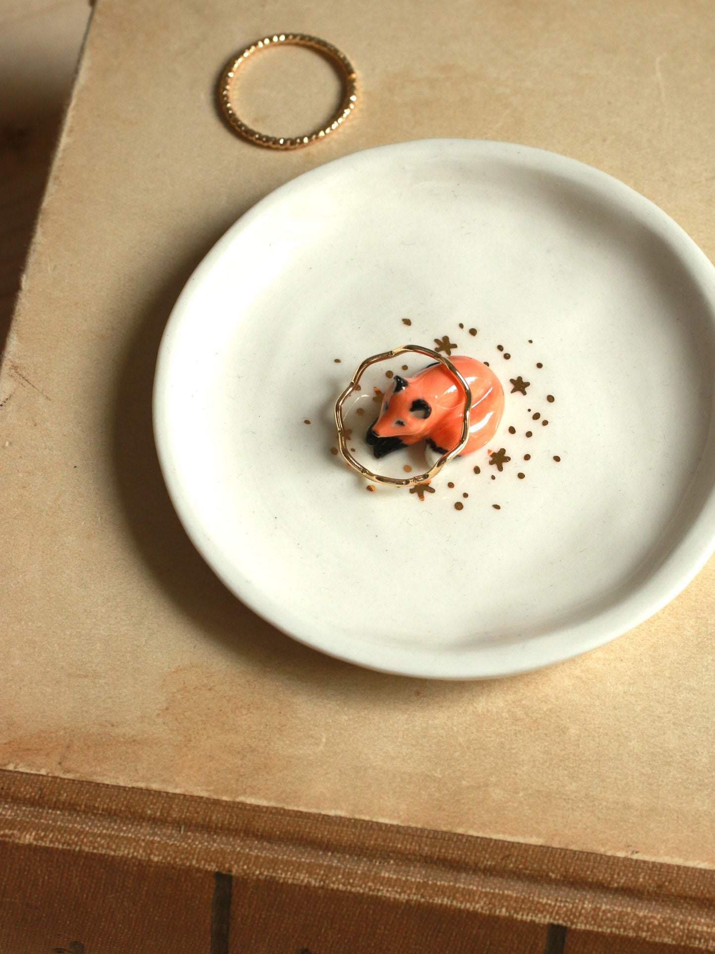 Fox Ring Dish - Porcelain jewelry dish