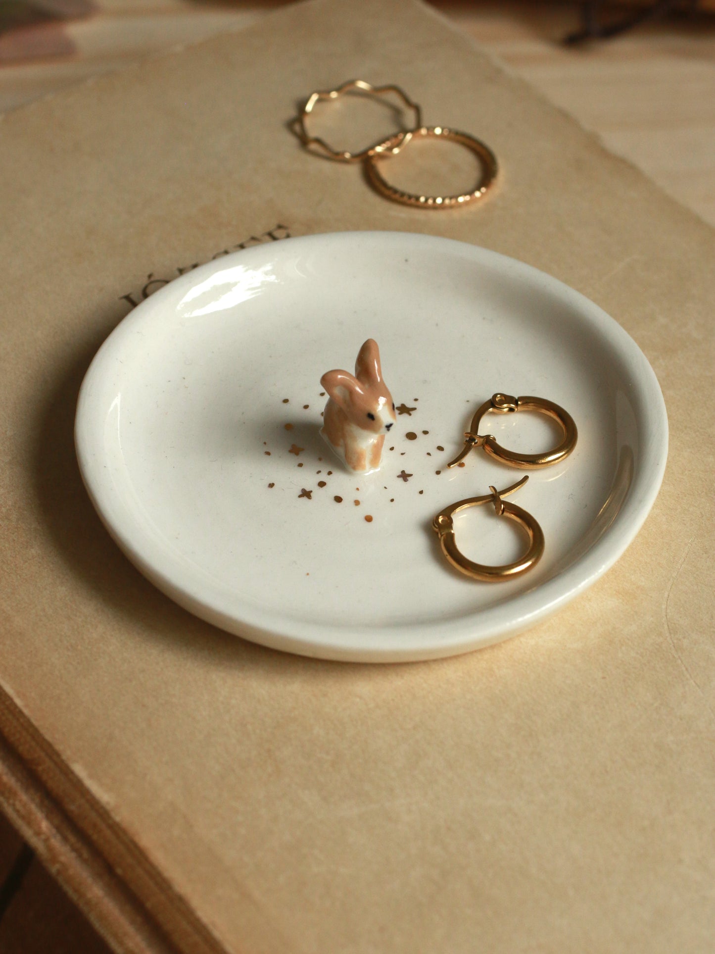 Bunny Ring Dish - Porcelain jewelry dish