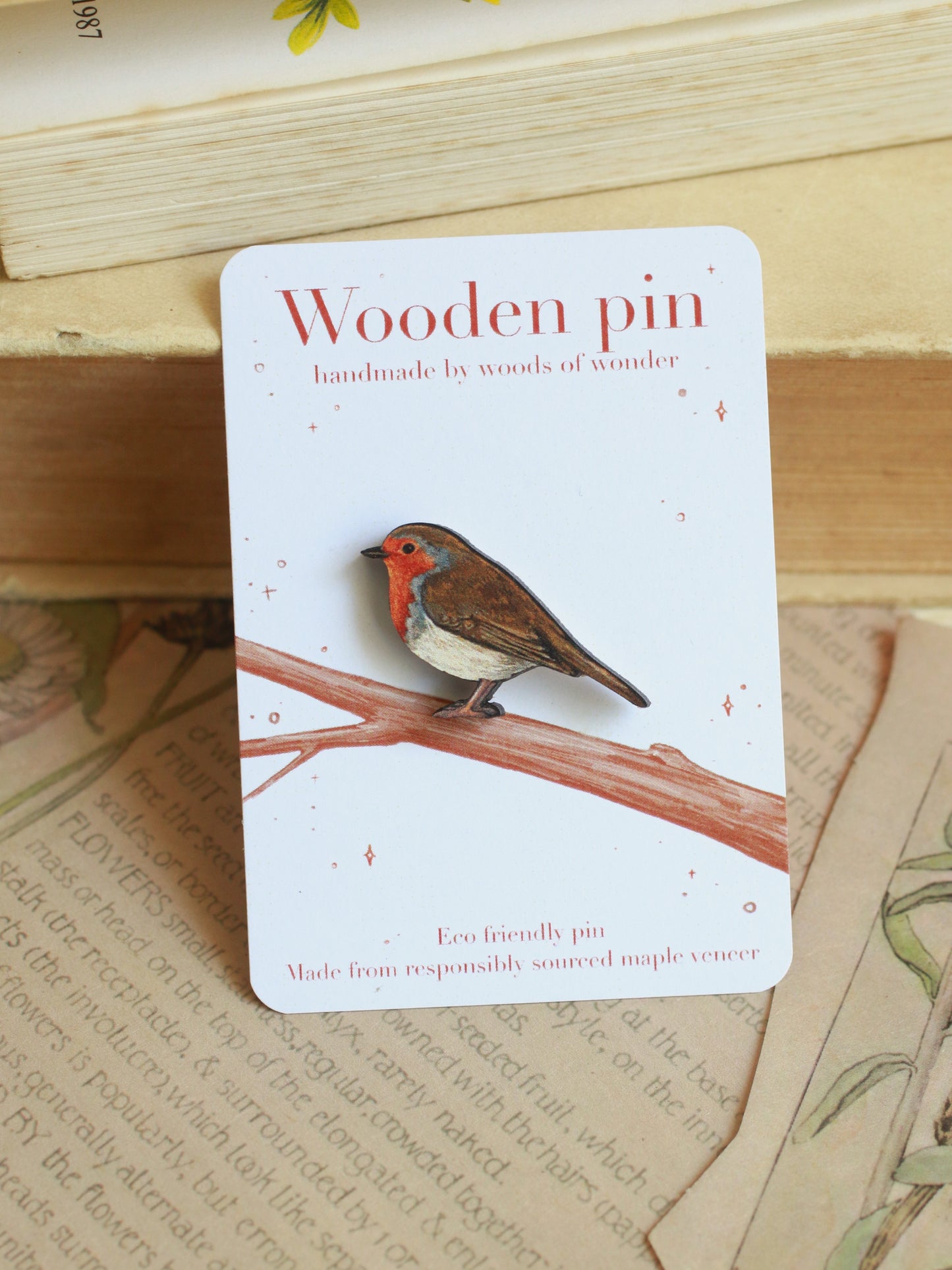 Robin pin - wooden bird pin