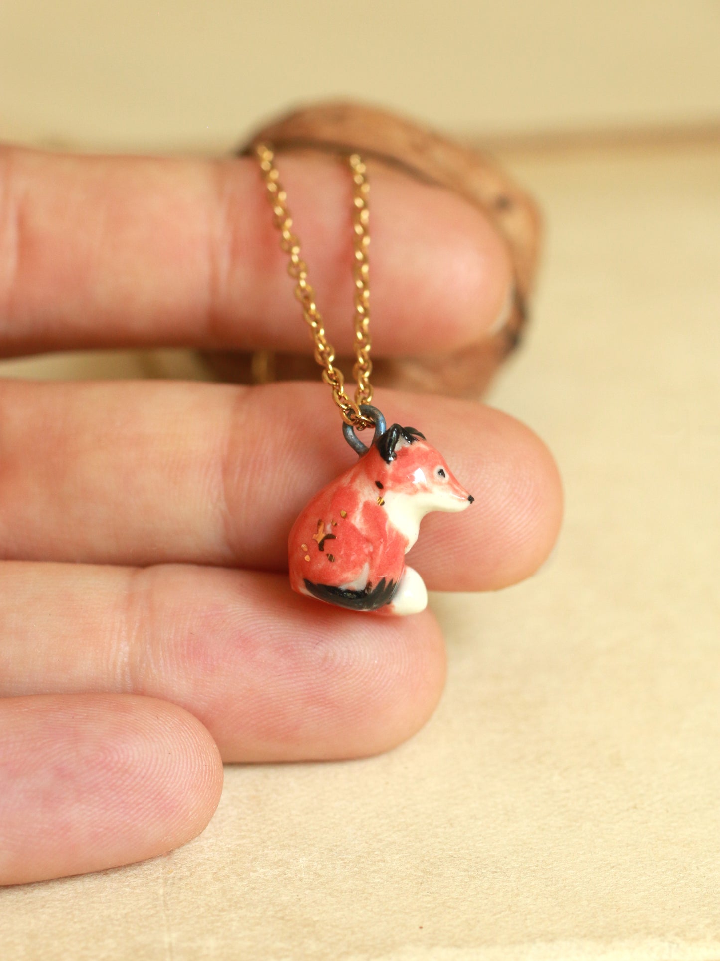 Starry Fox necklace in a walnut box - 22k gold details