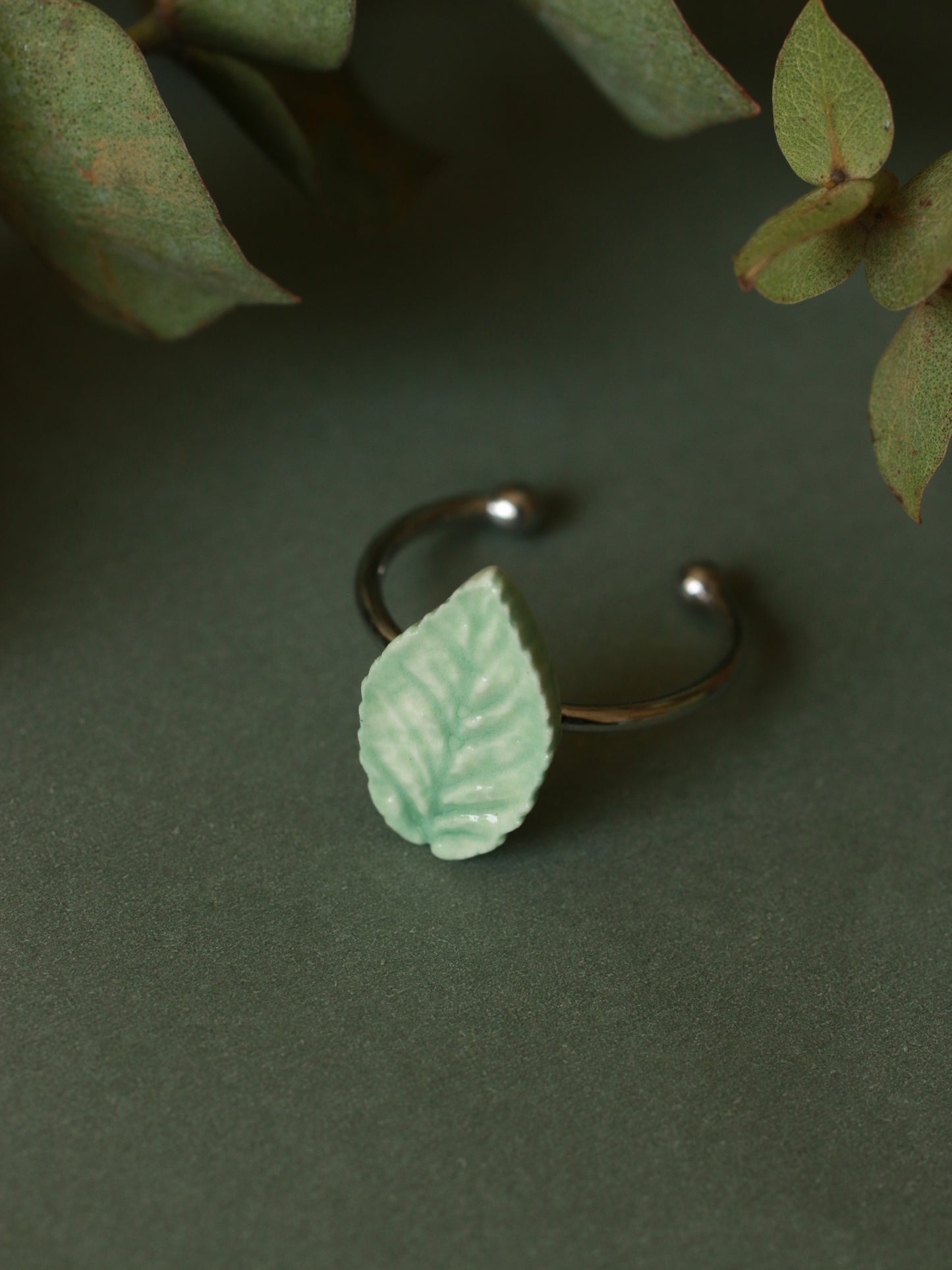 Leaf ring