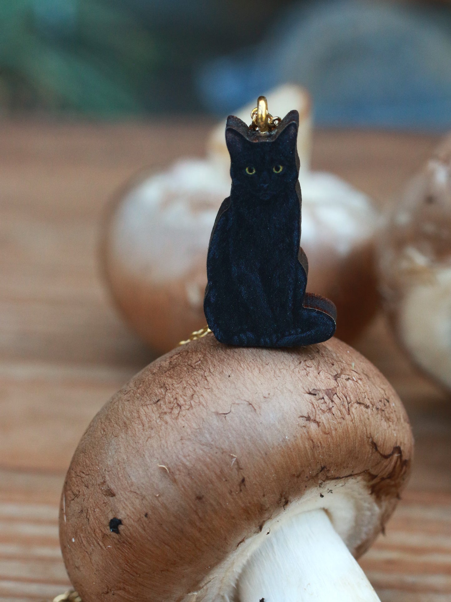 Black cat necklace