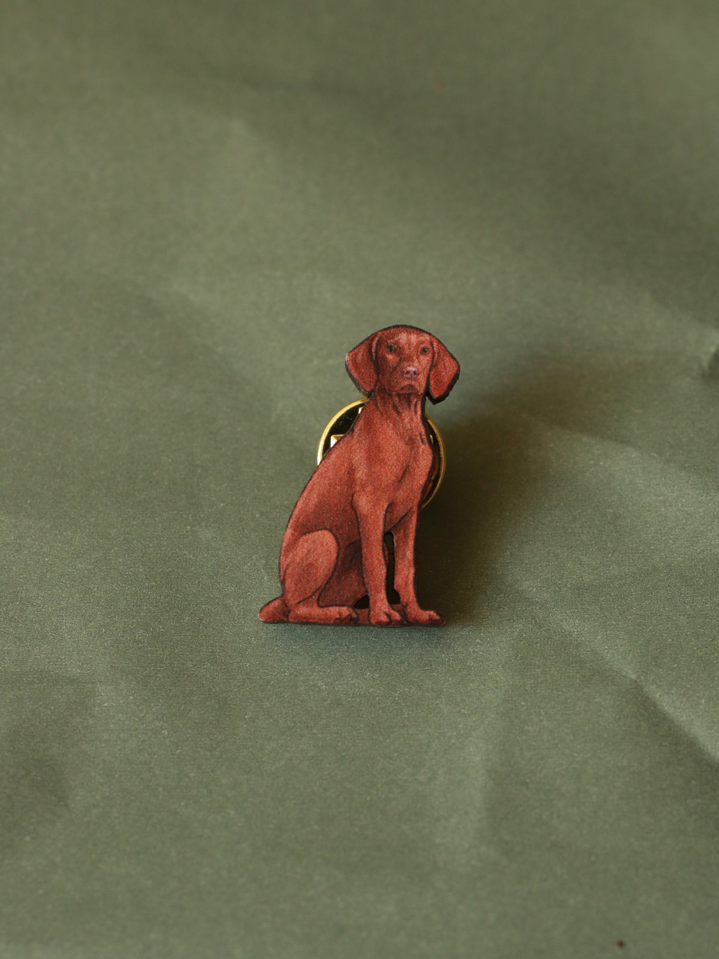 Vizsla pin