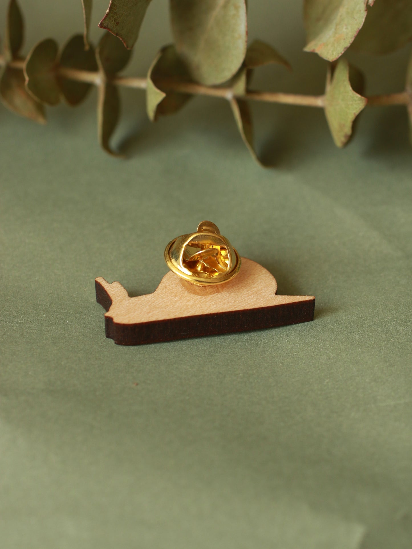 Snail pin - wooden snail brooch