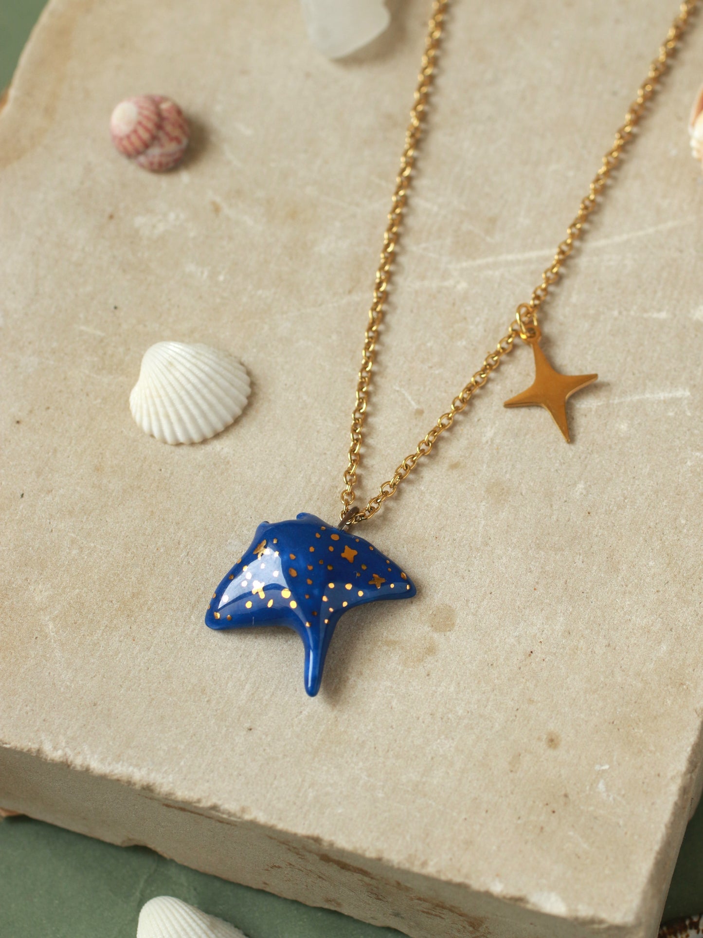 Dark blue Manta ray necklace