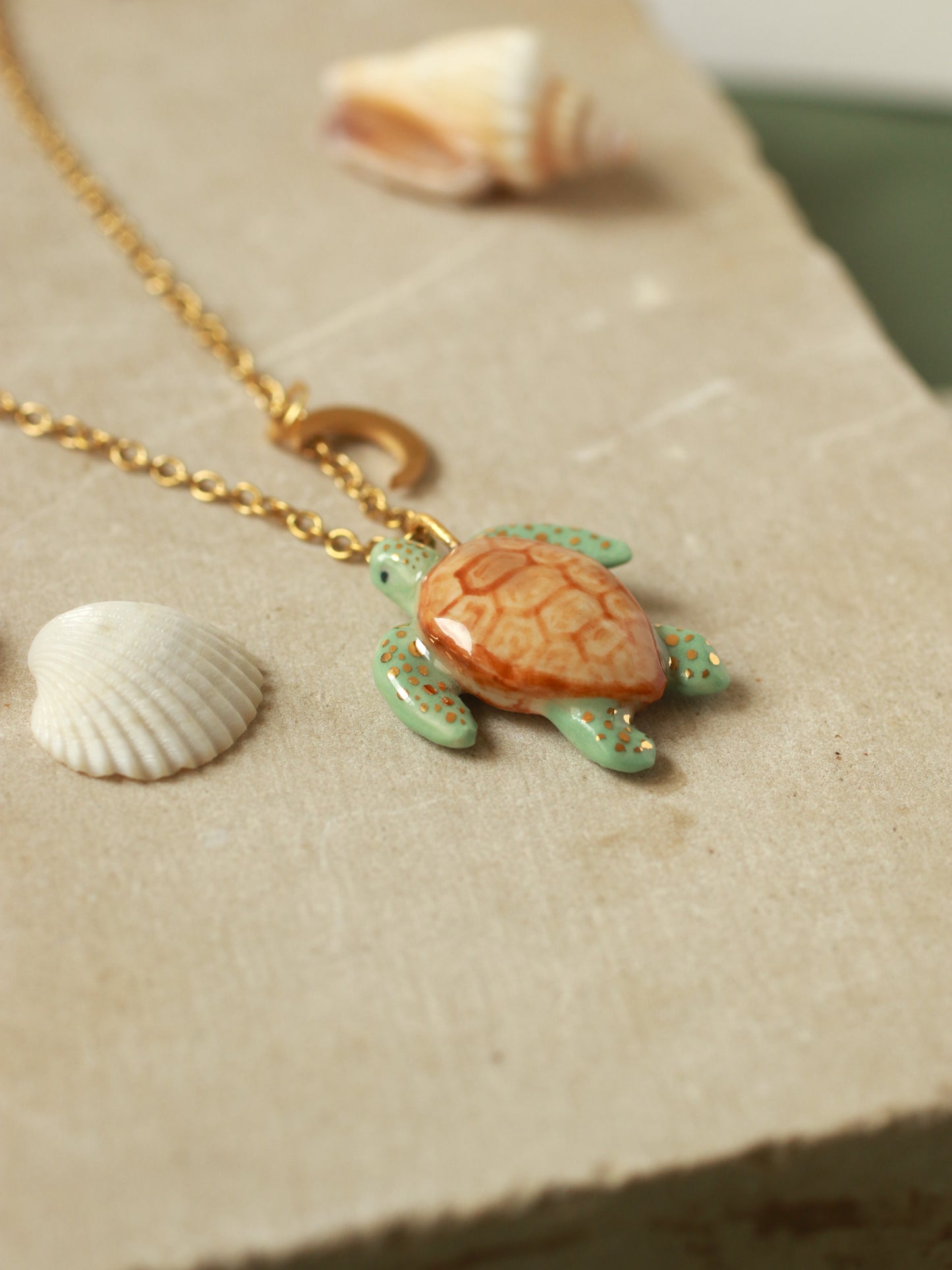 Green sea turtle necklace
