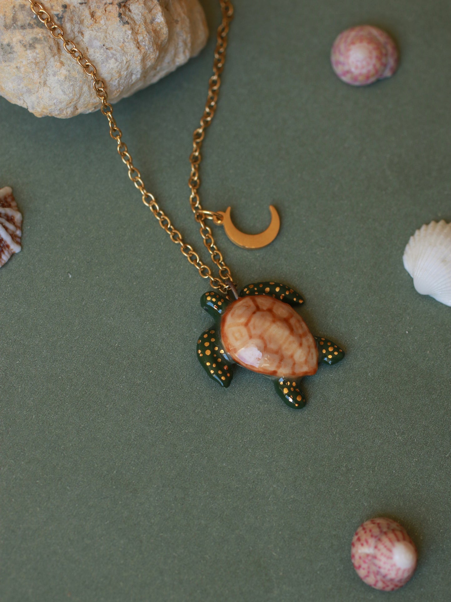 Dark green sea turtle necklace