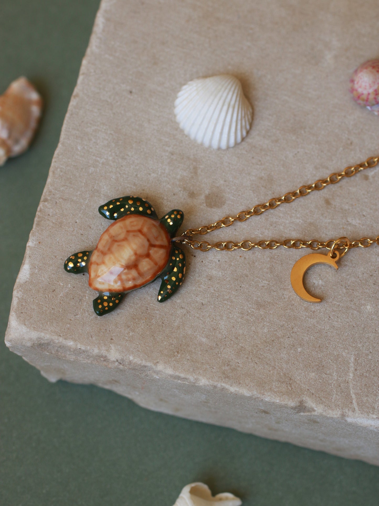 Dark green sea turtle necklace