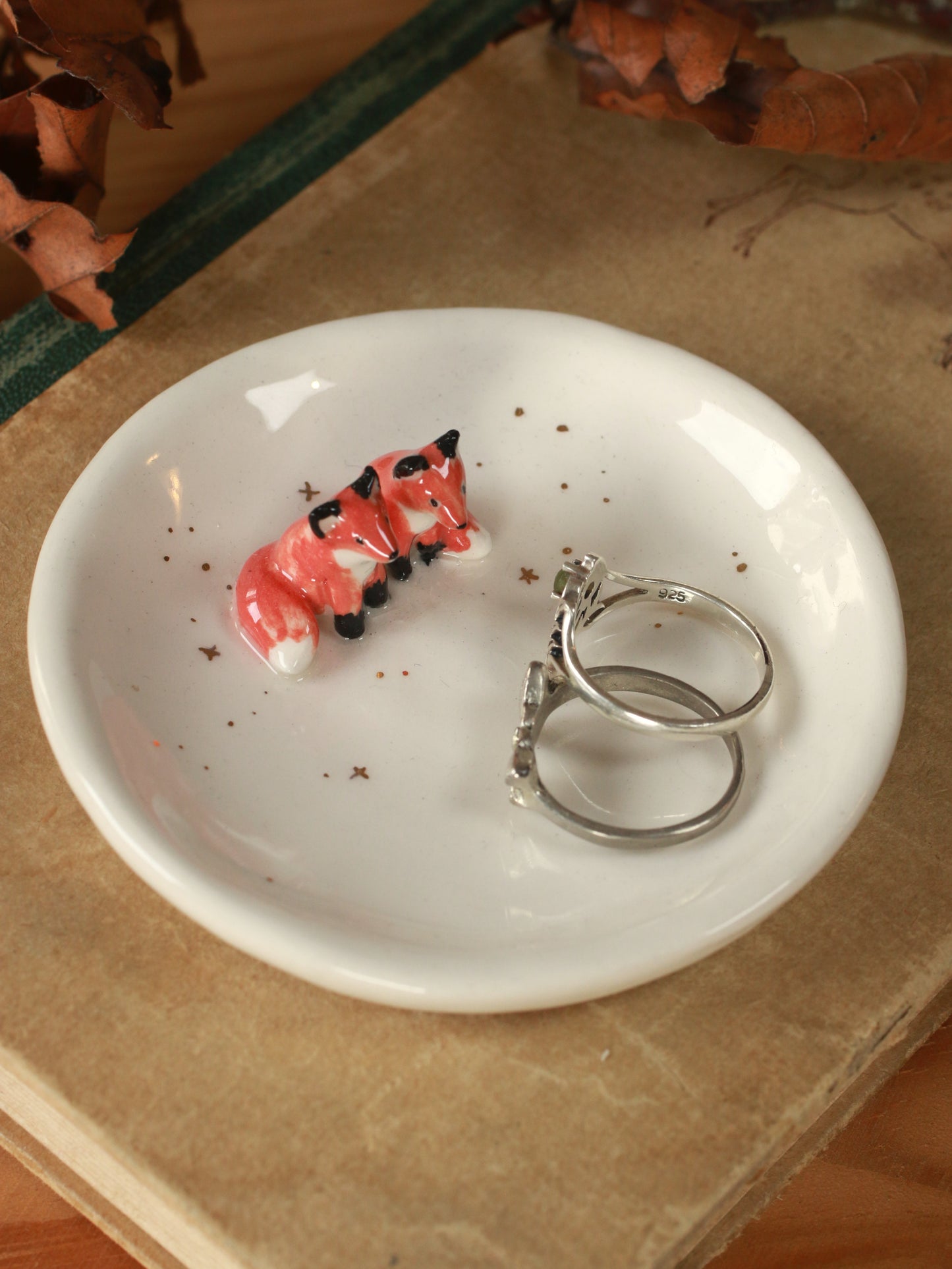 Foxes Ring Dish - Porcelain jewelry tray