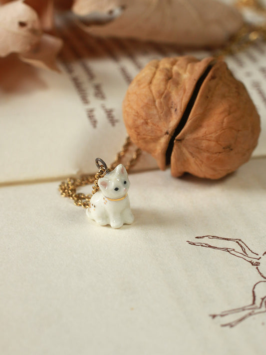 Kitten necklace in a walnut box
