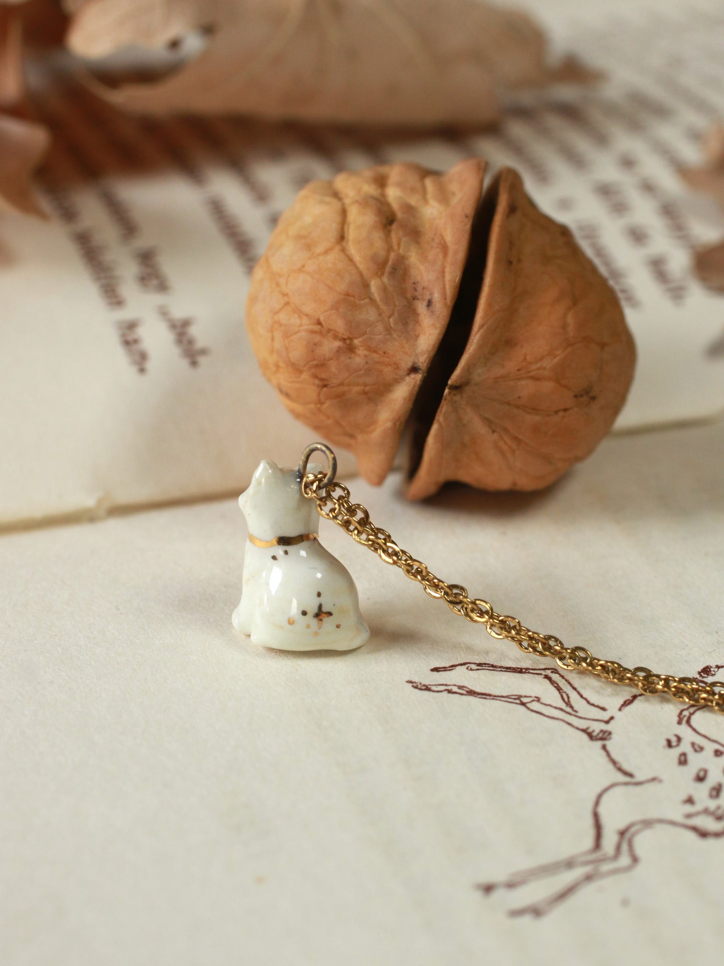Kitten necklace in a walnut box