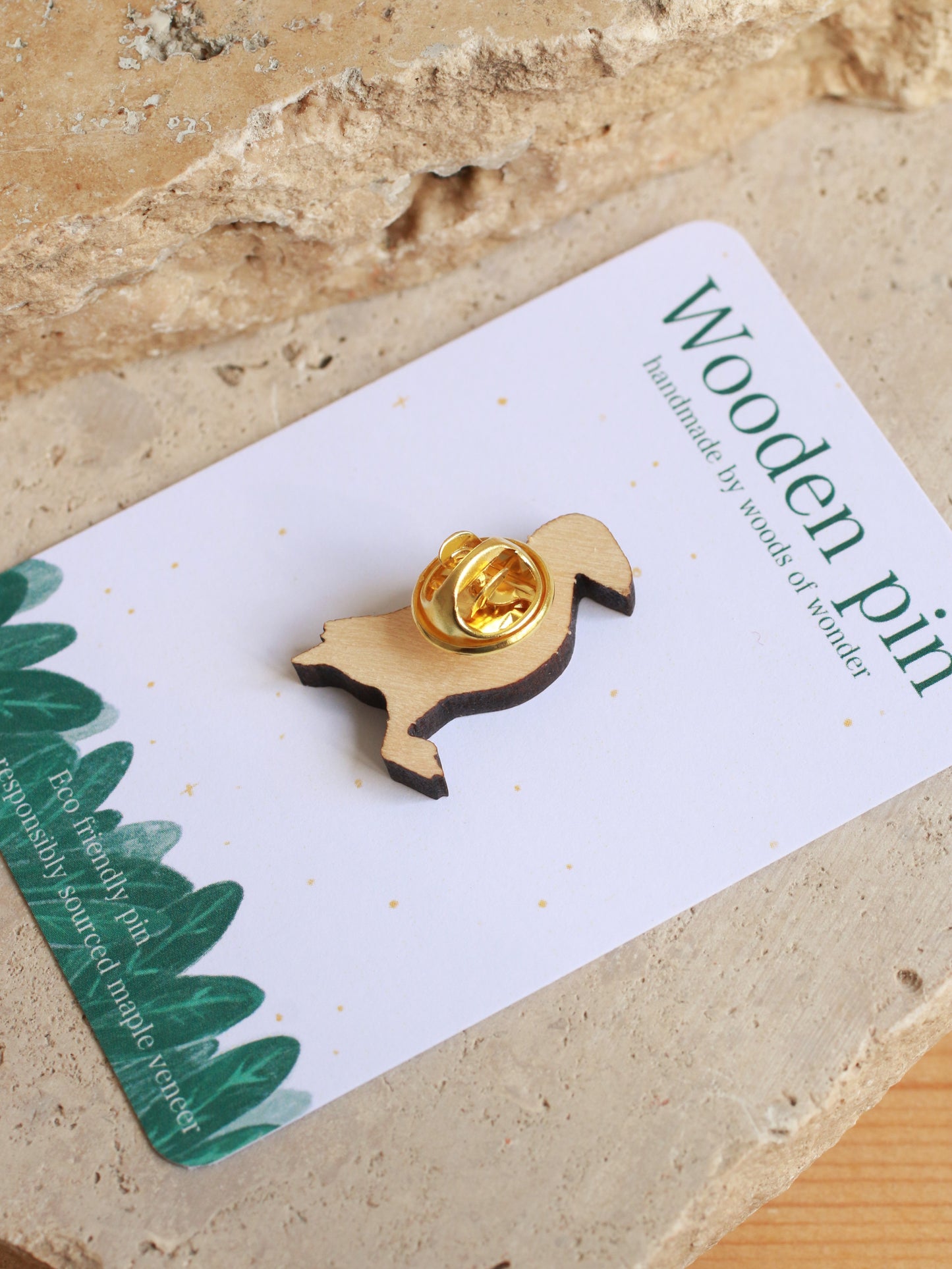 Puffin pin - wooden bird pin