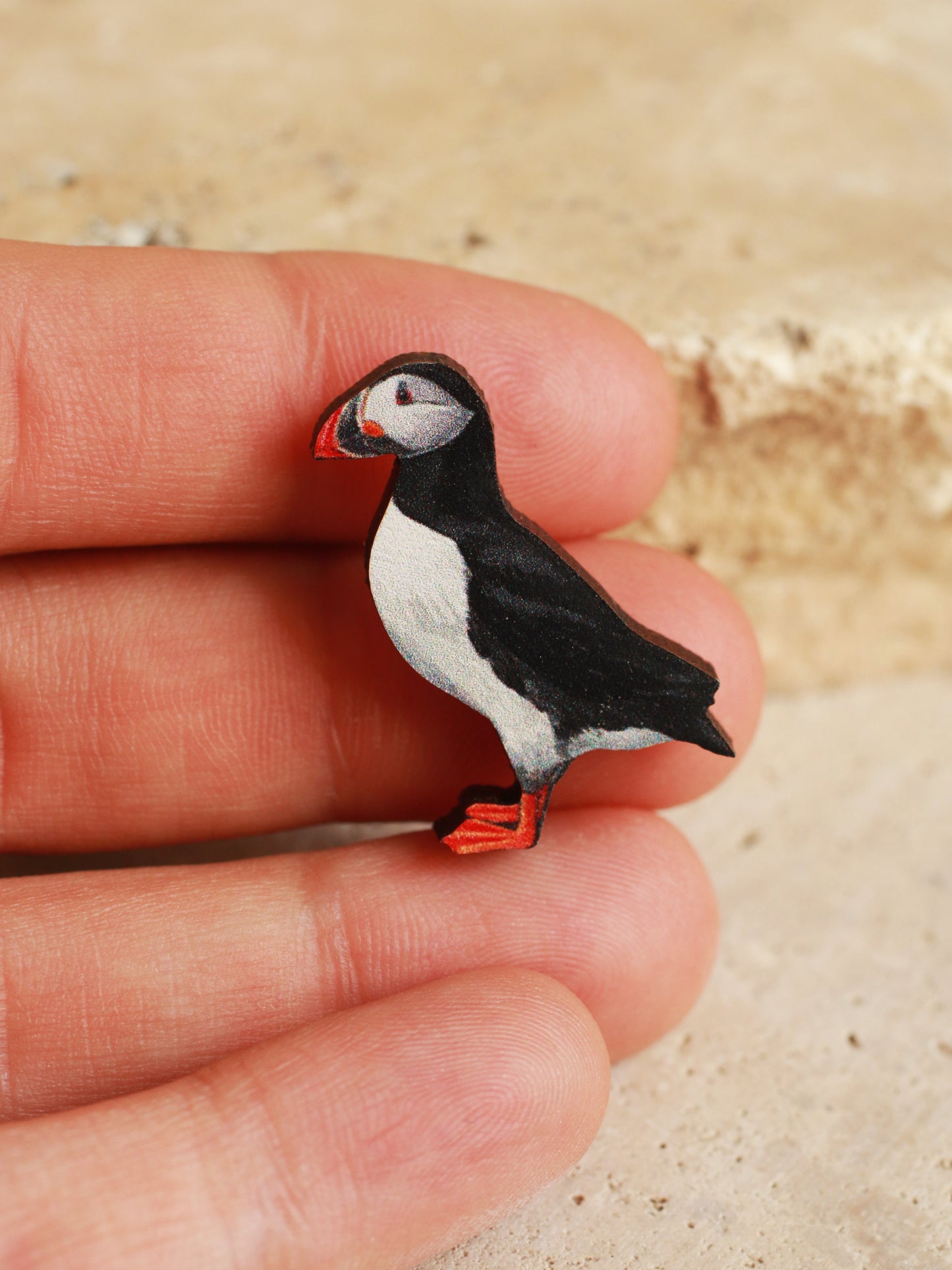 Puffin pin - wooden bird pin
