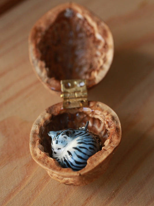 Sleeping grey tabby cat necklace in a walnut box