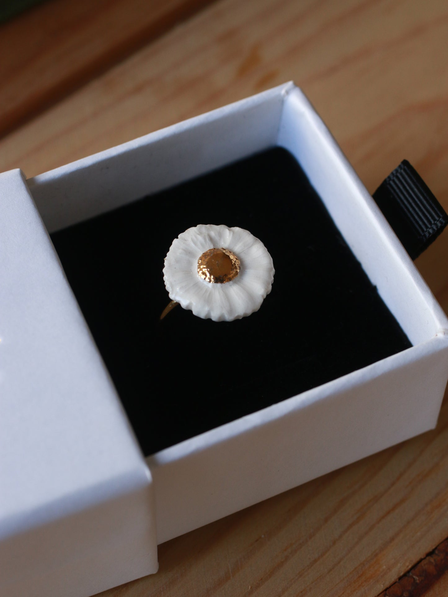 Daisy ring