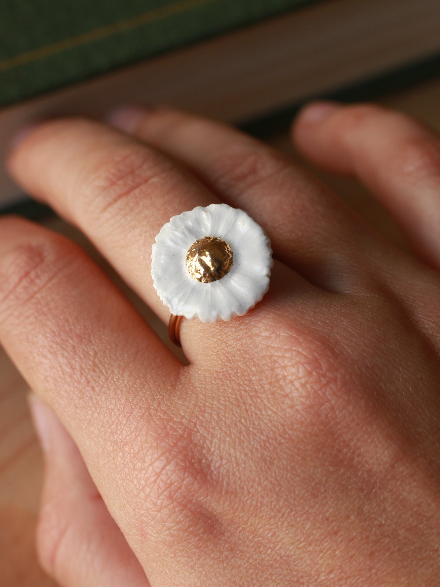 Daisy ring