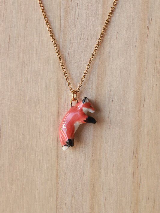 Jumping fox necklace
