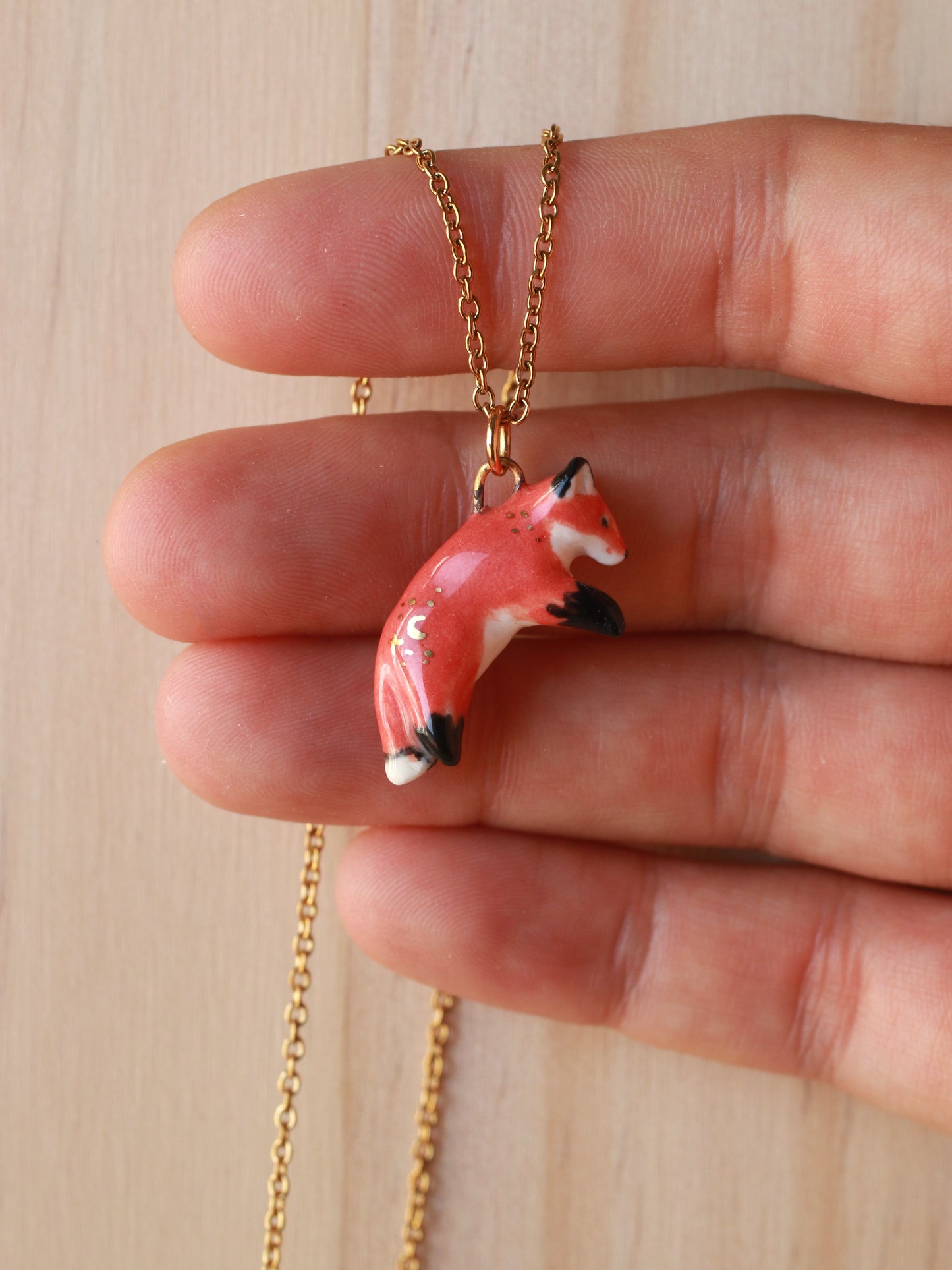 Jumping fox necklace
