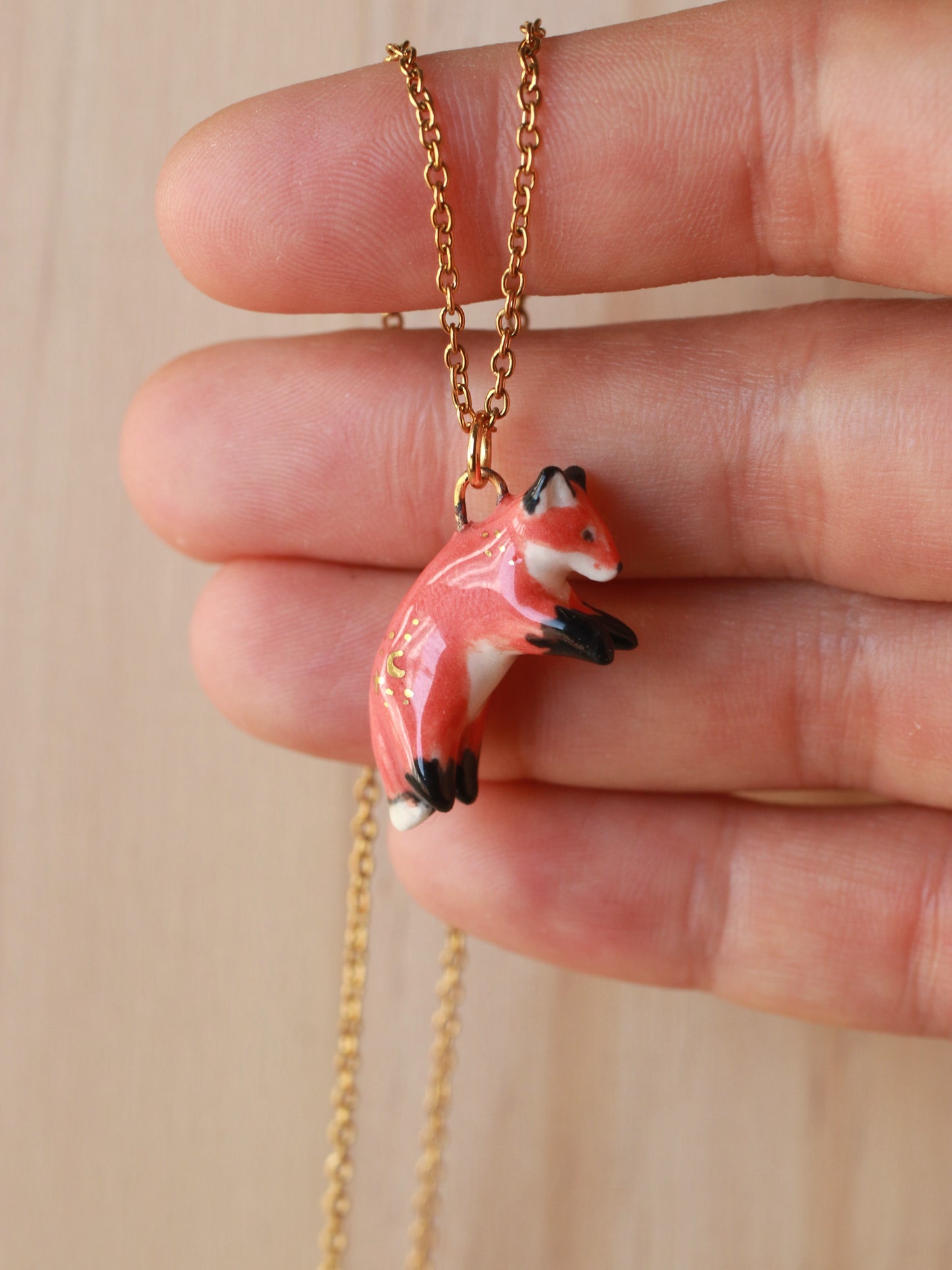 Jumping fox necklace