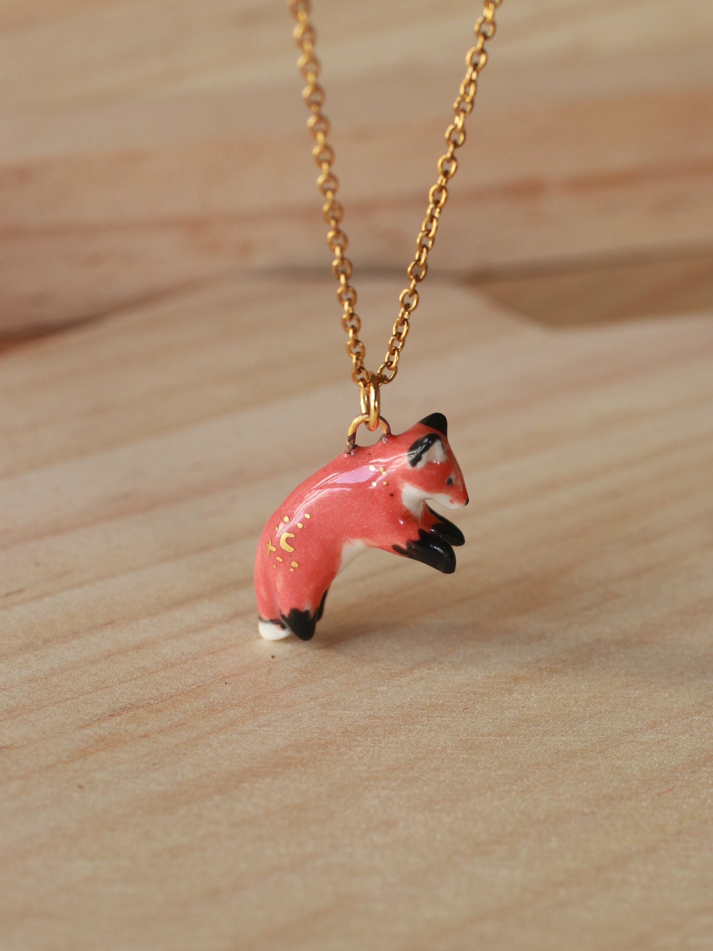 Jumping fox necklace