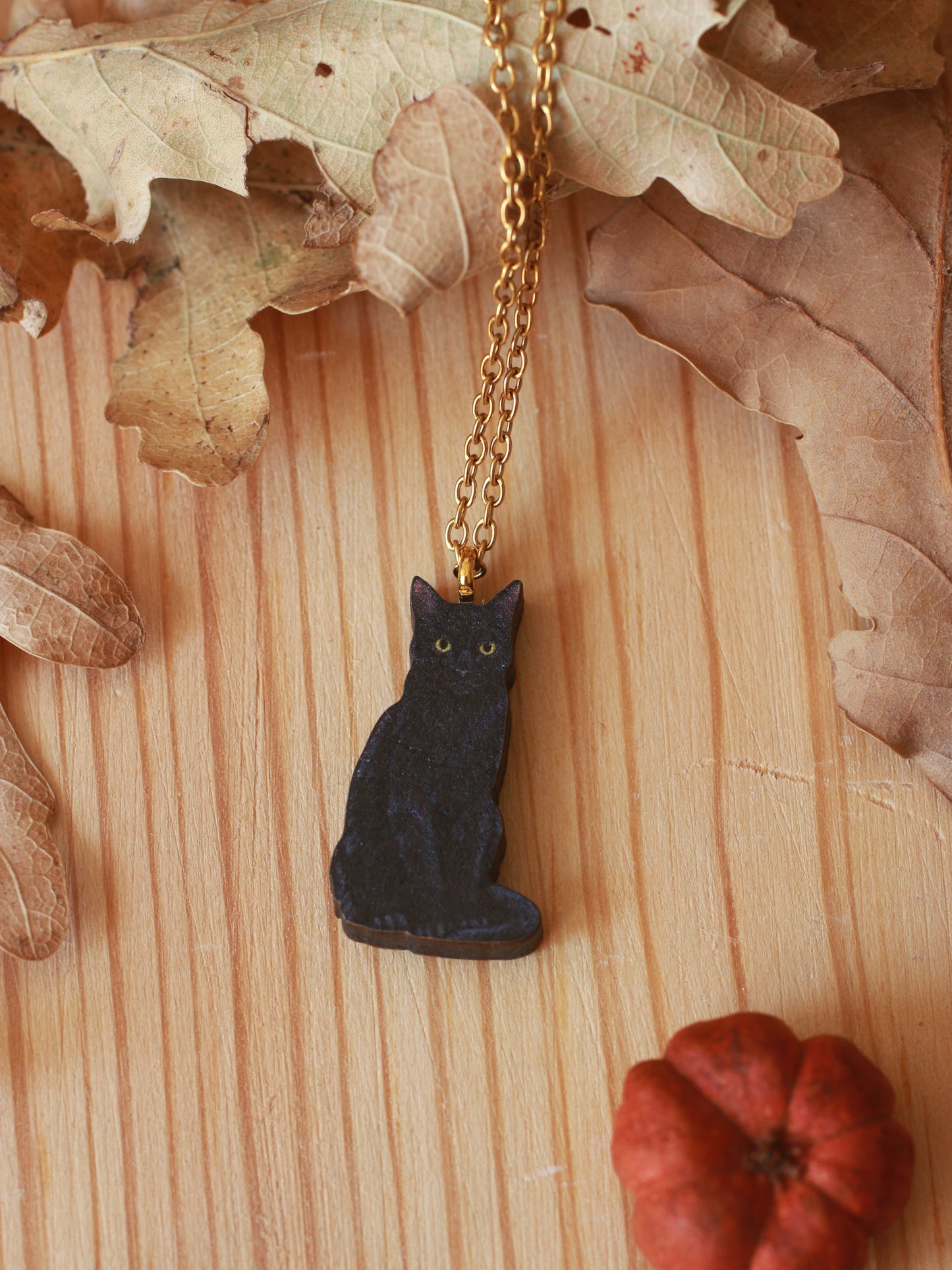 Black cat necklace