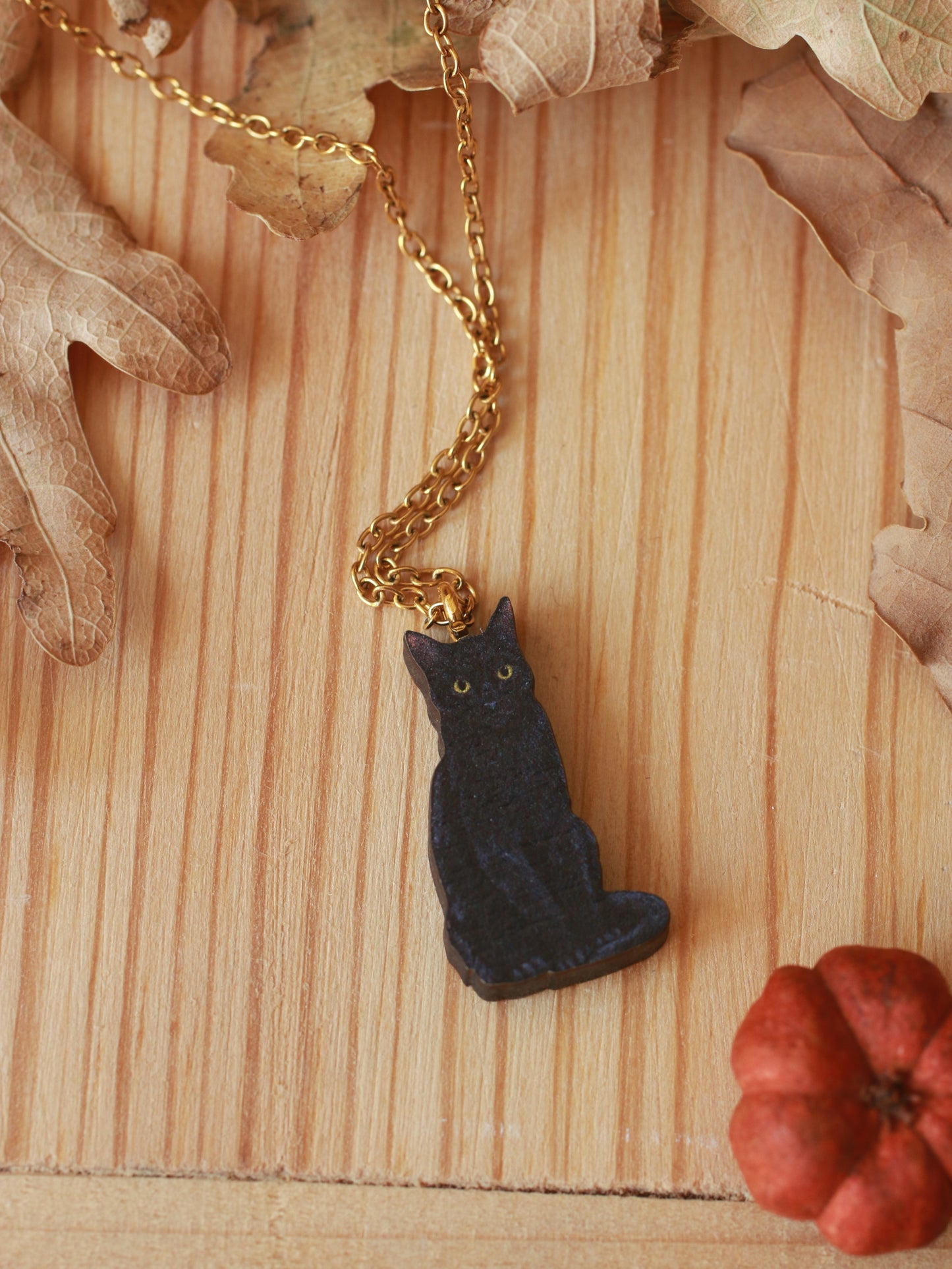 Black cat necklace