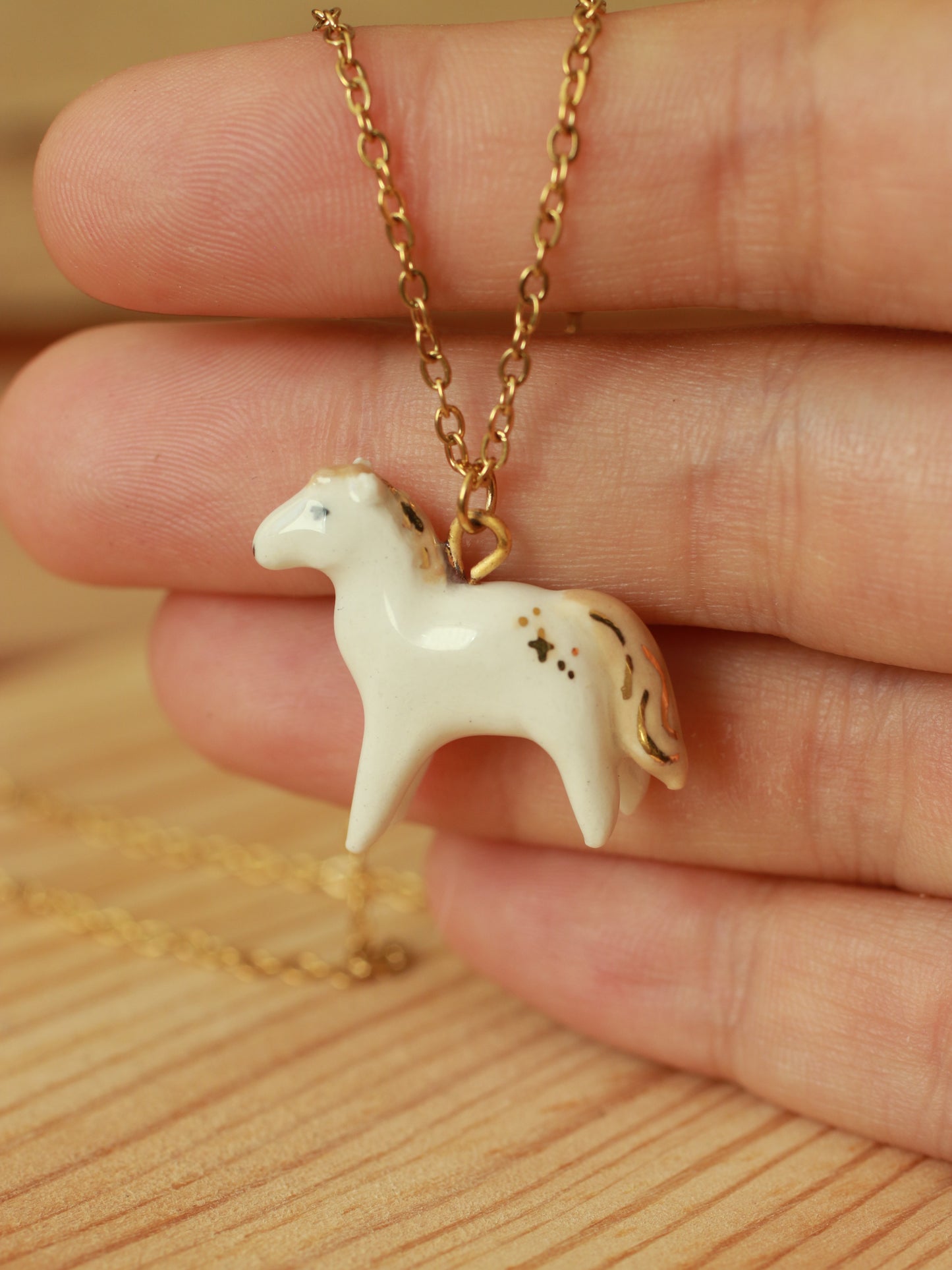 Horse necklace - 22k gold details