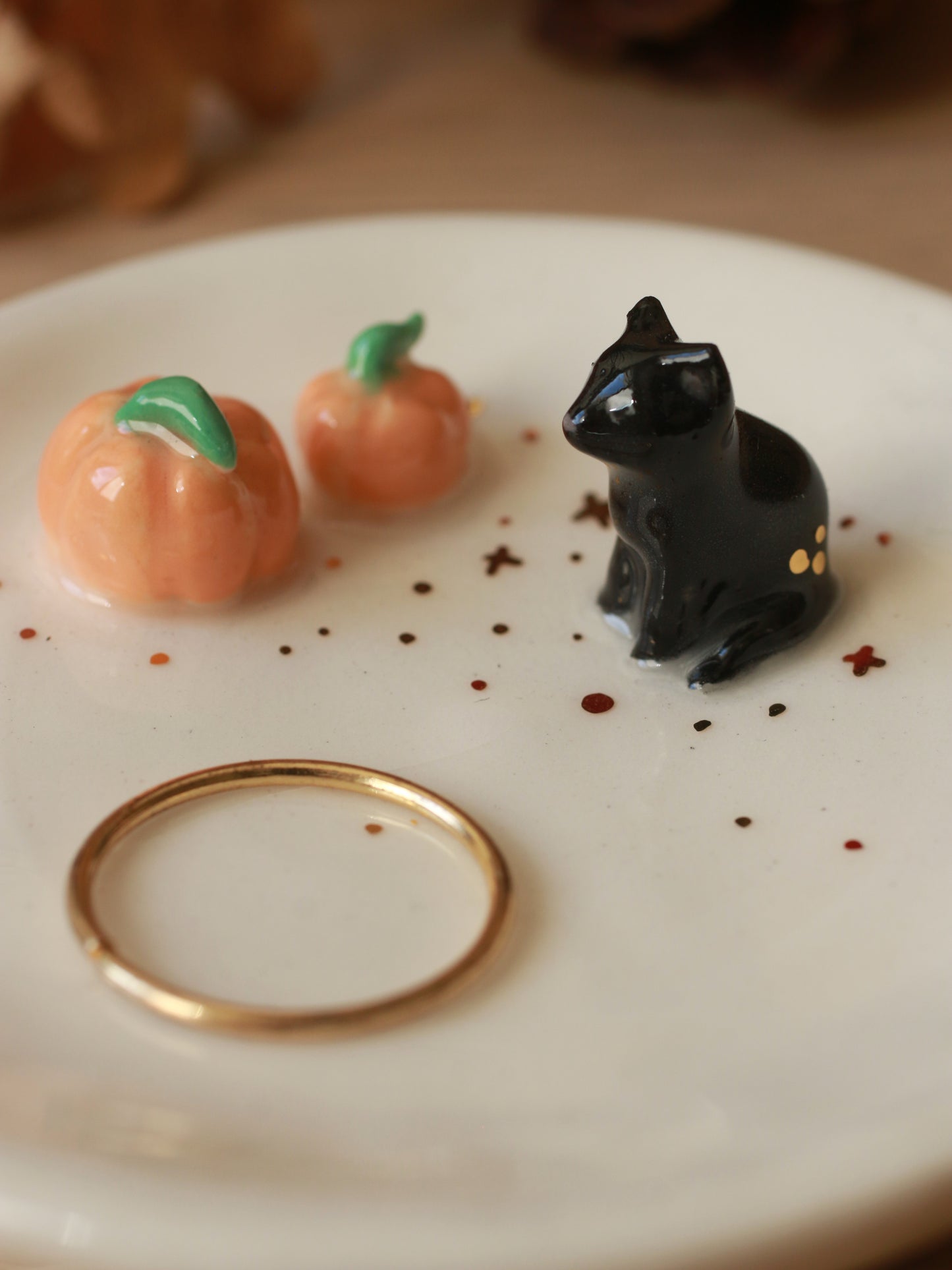 Black cat with pumpkins Ring Dish - Porcelain jewelry dish