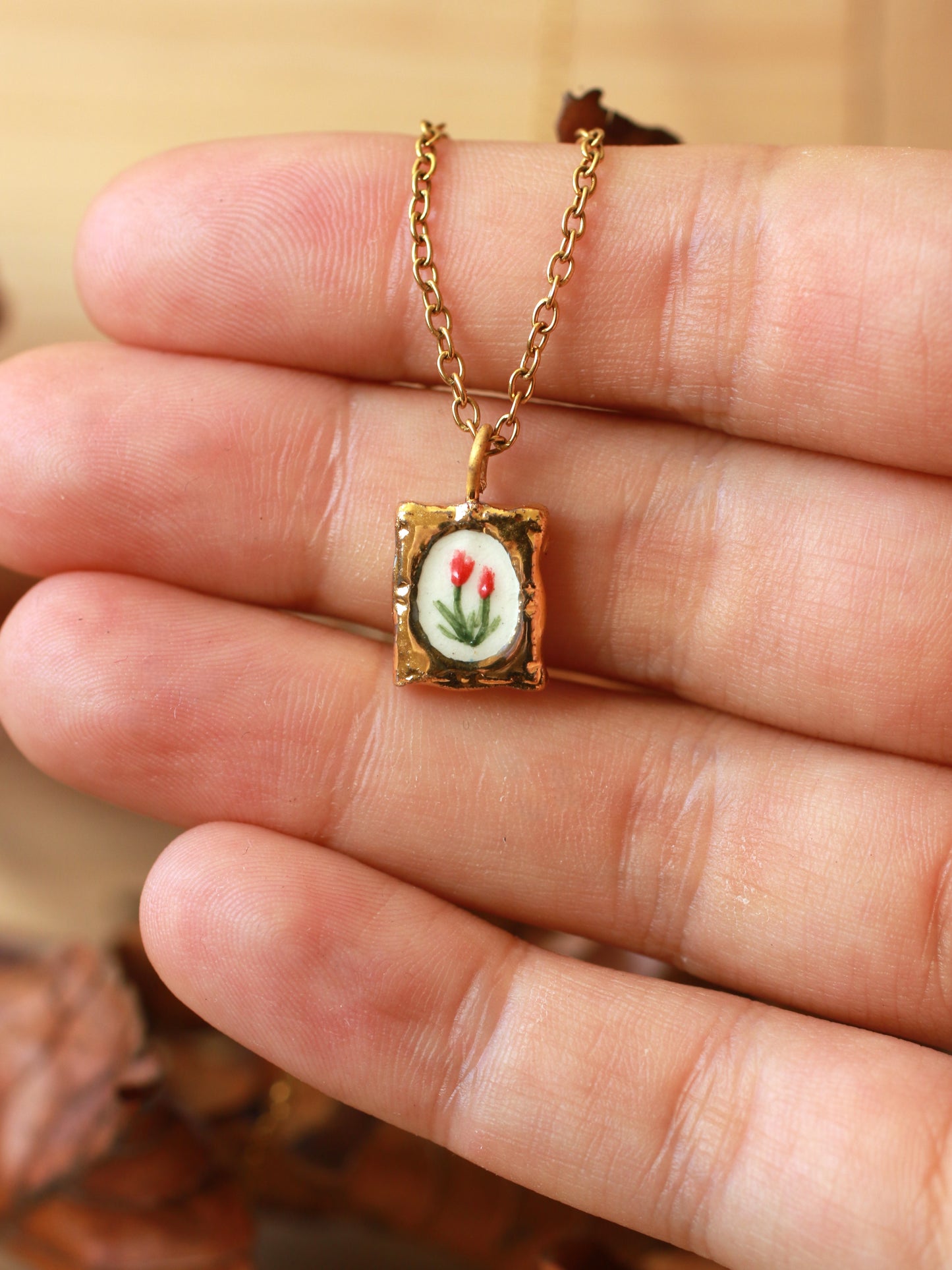 Tulip flowers painting necklace