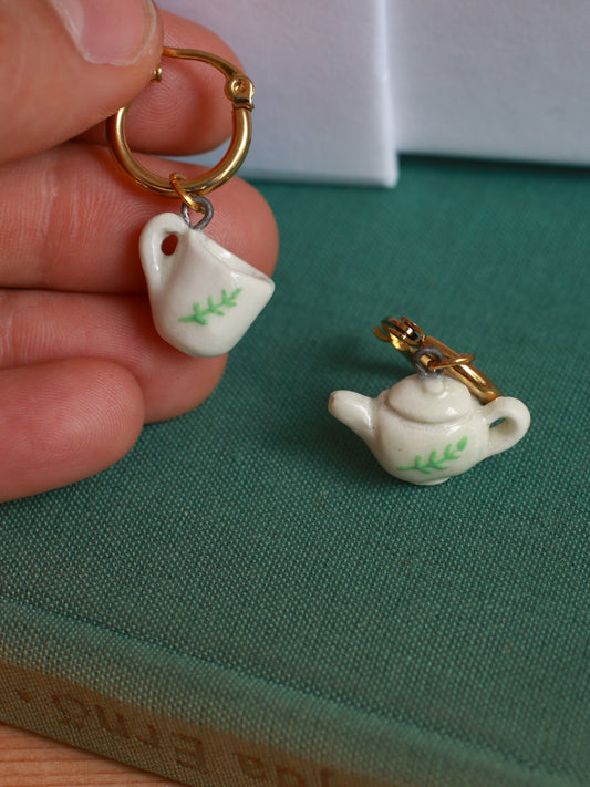 Tea pot and mug earrings