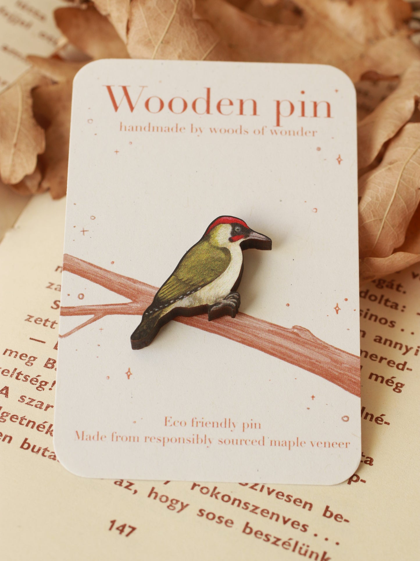 Green woodpecker pin