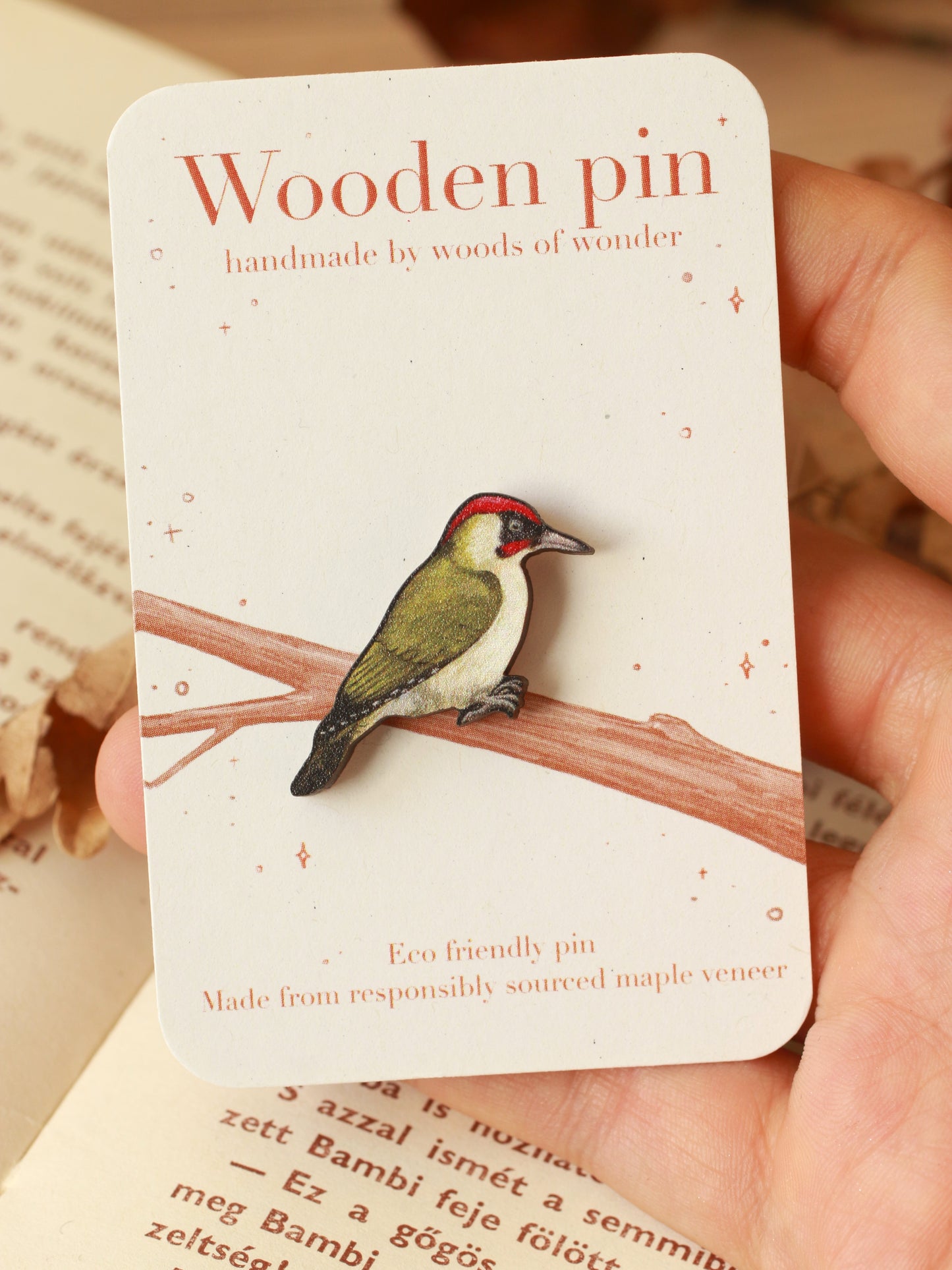 Green woodpecker pin