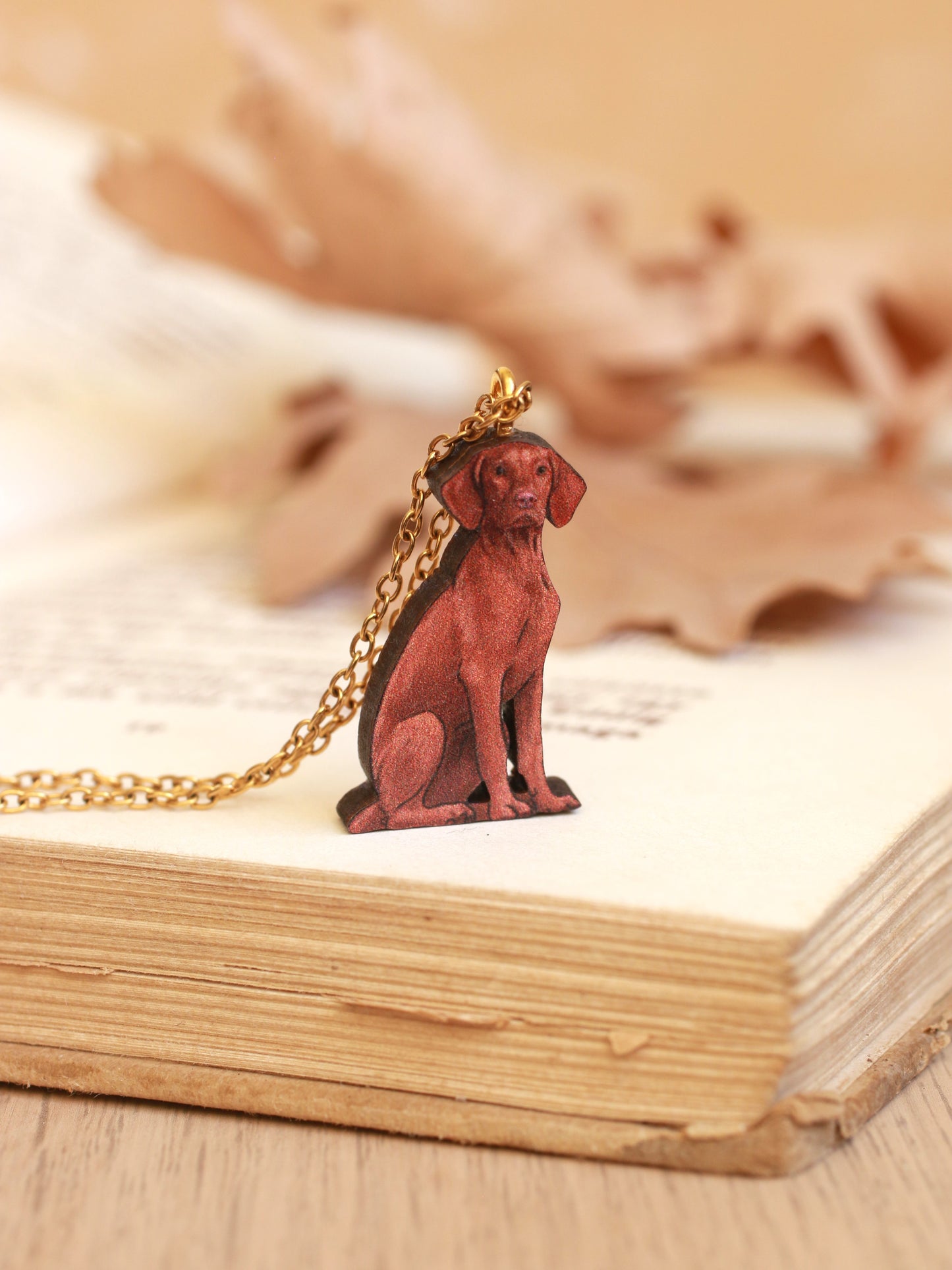 Vizsla necklace - wooden dog pendant