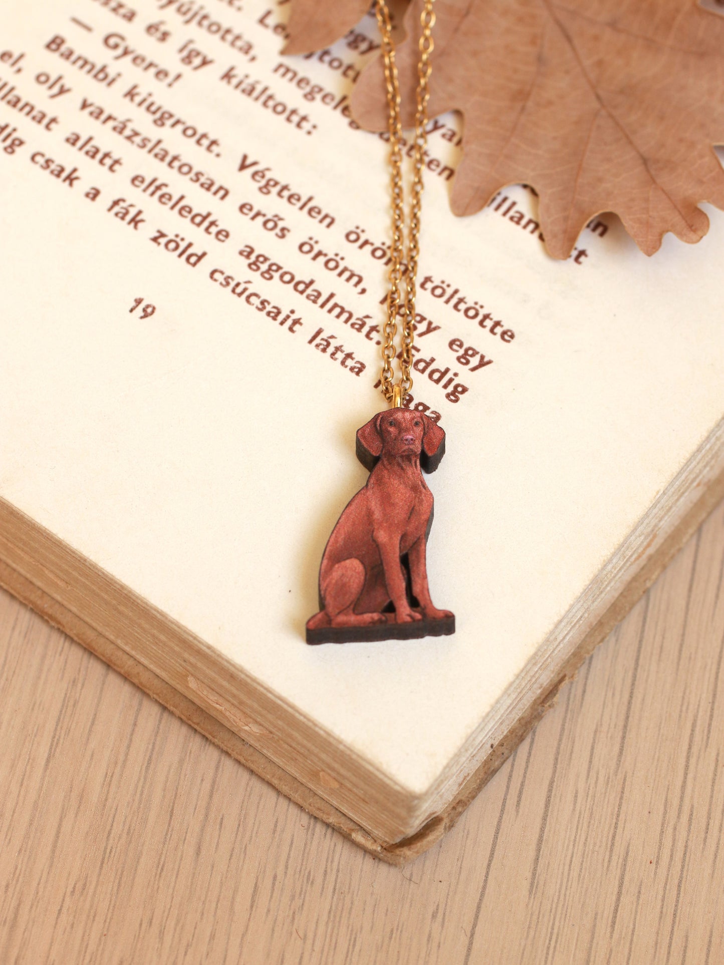 Vizsla necklace - wooden dog pendant