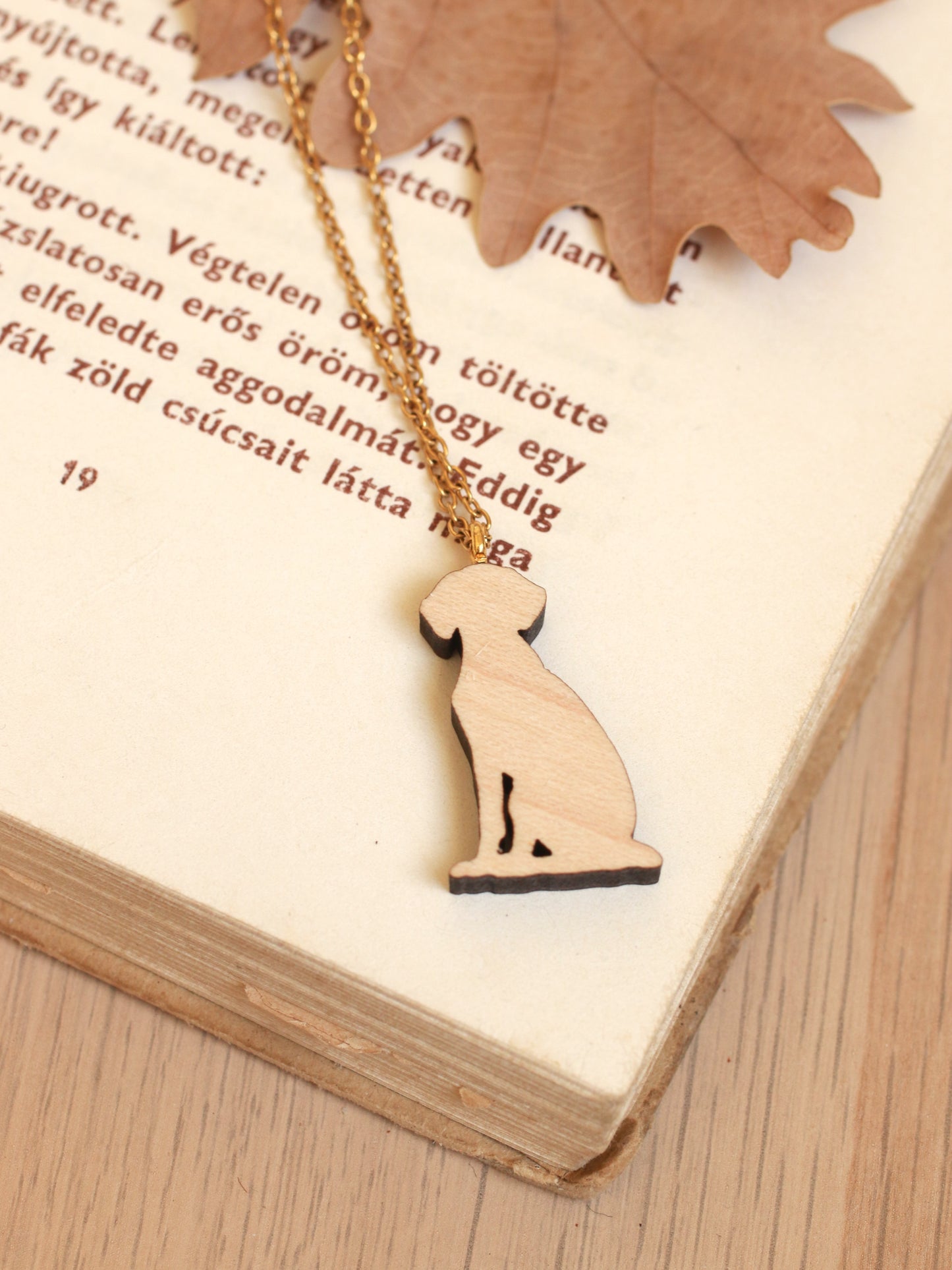 Vizsla necklace - wooden dog pendant